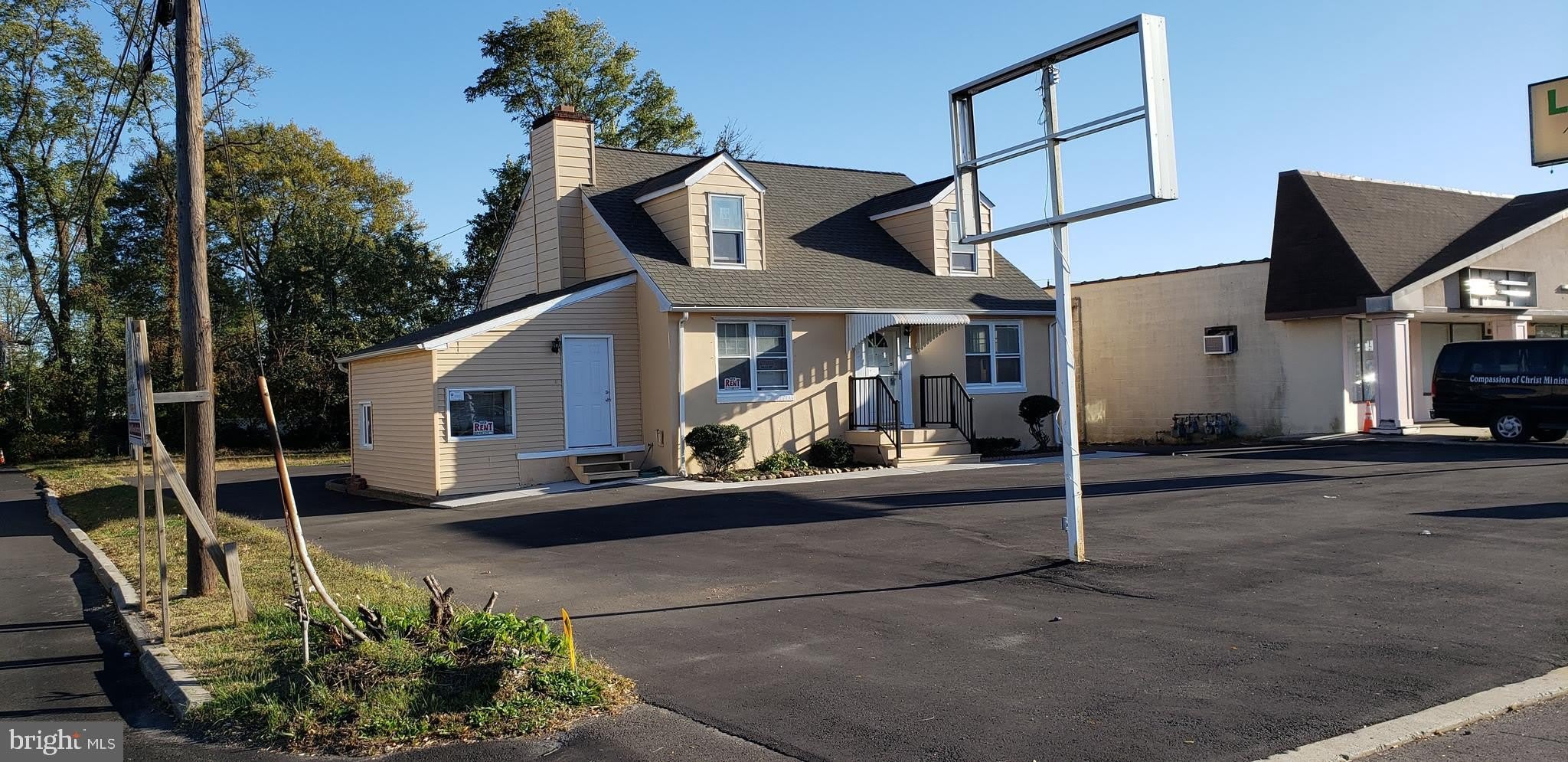 7024 BRISTOL Pike – photo 1