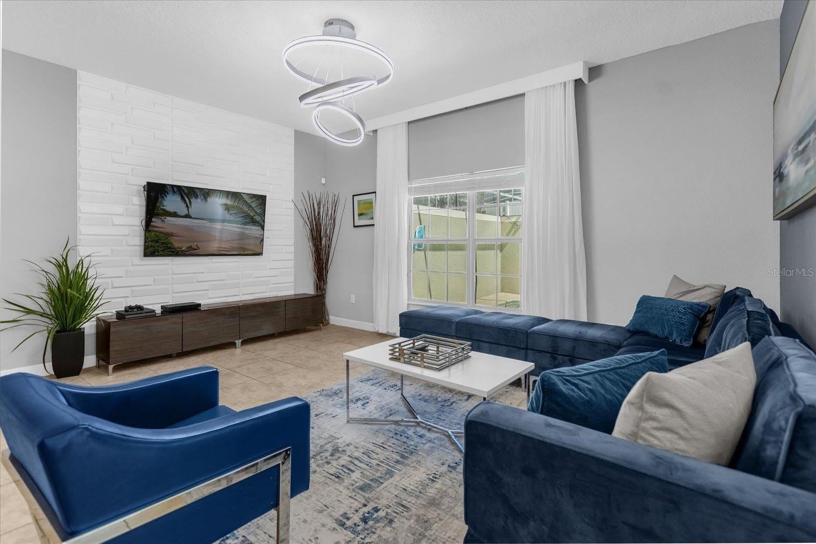 2933 BANANA PALM Drive – photo 5