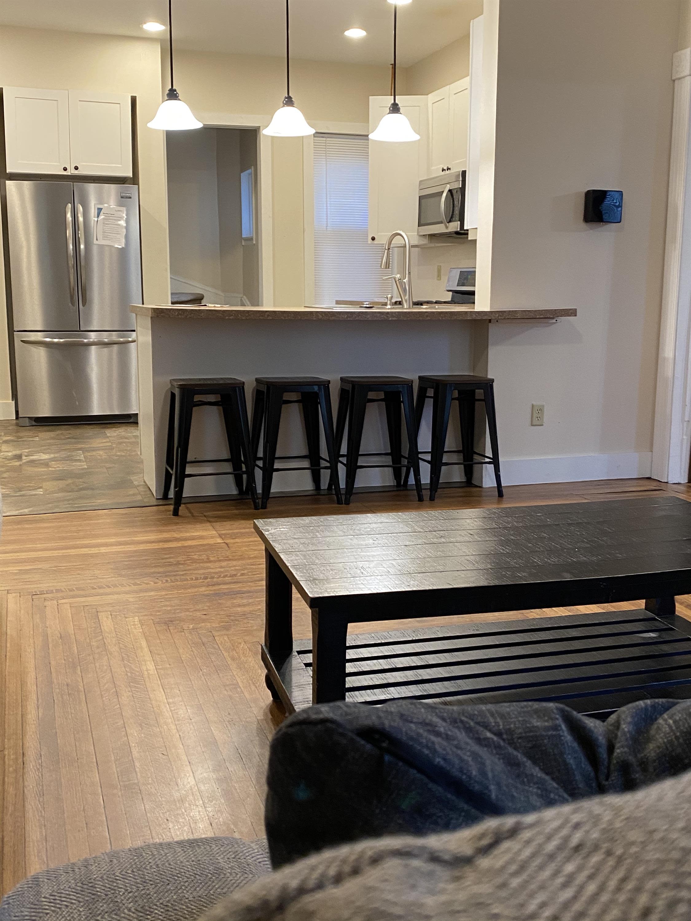 738 West Third Street – photo 4
