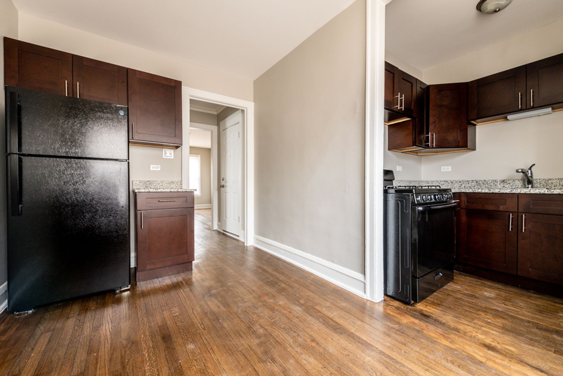 6904 S Cregier Ave – photo 3