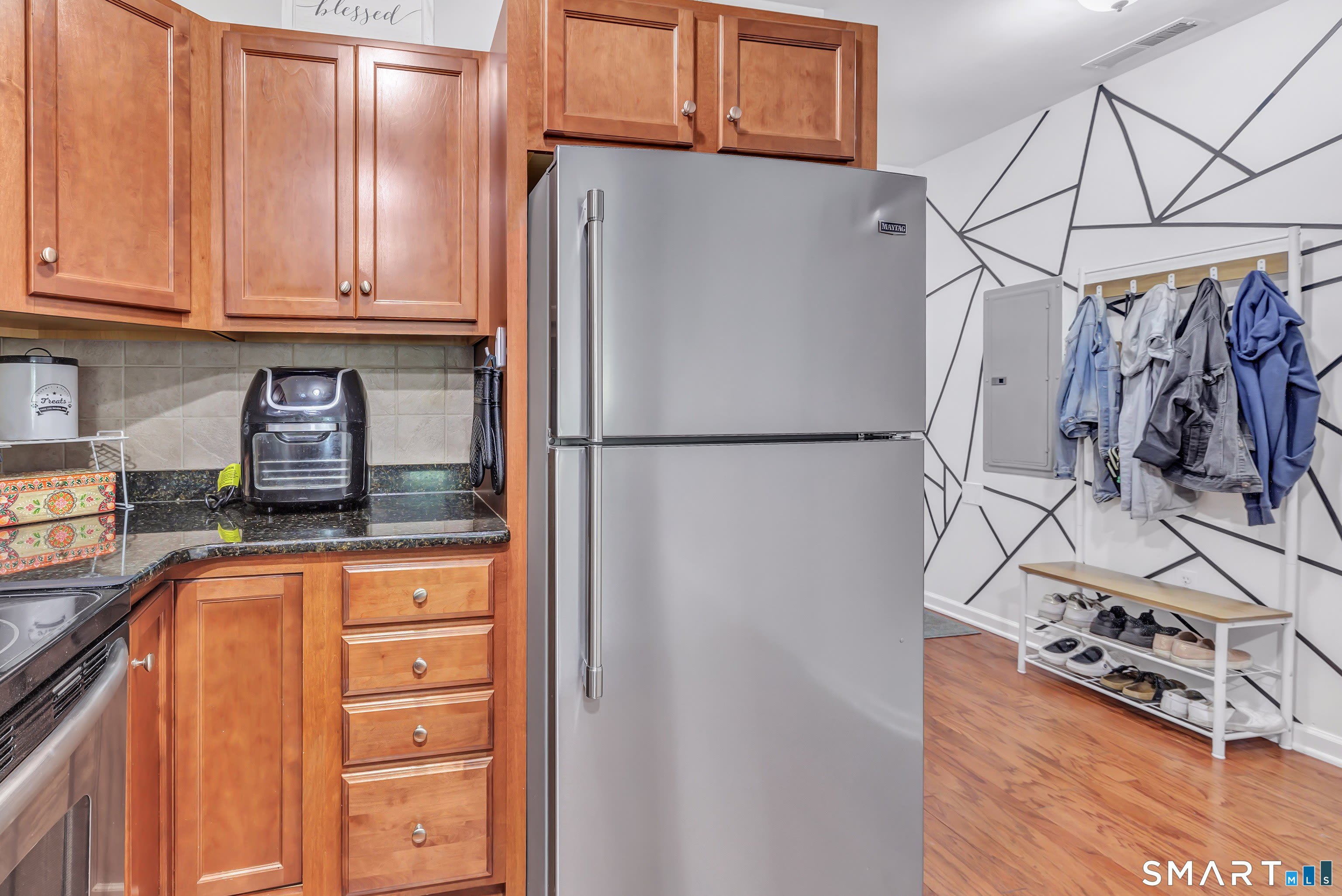 2660 North Avenue – photo 3