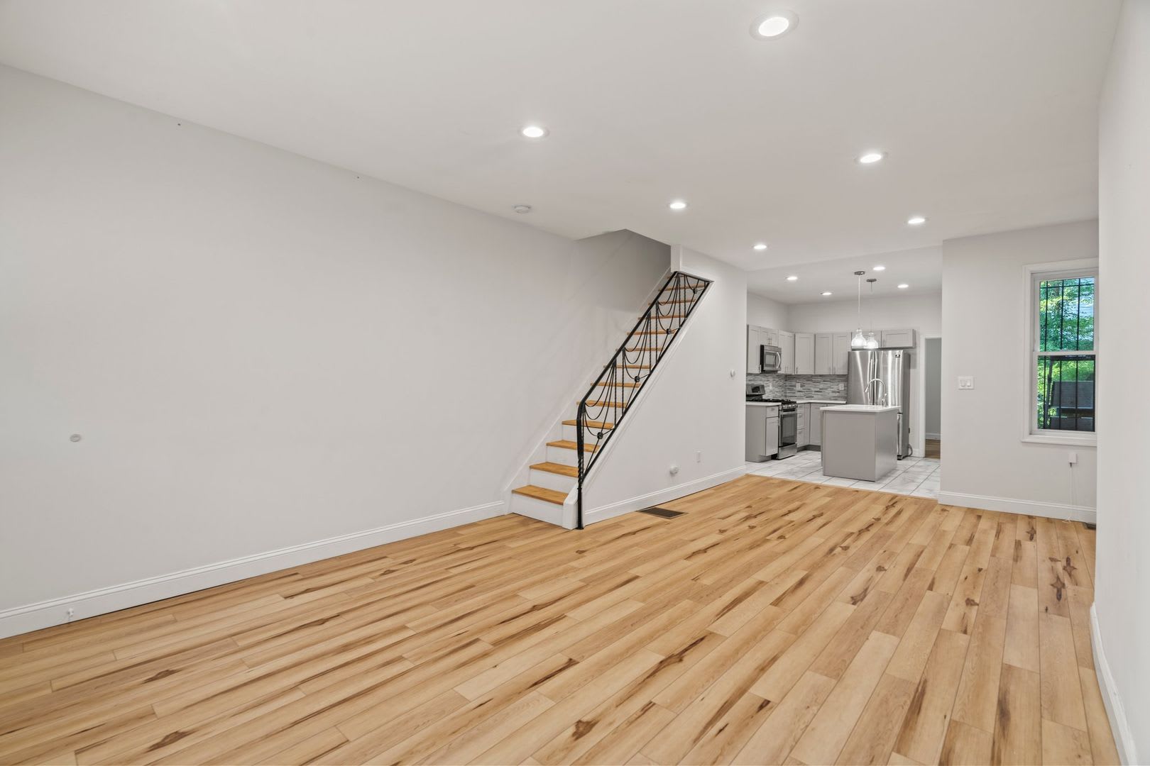 1630 Edgley St. Philadelphia PA 19121 – photo 4