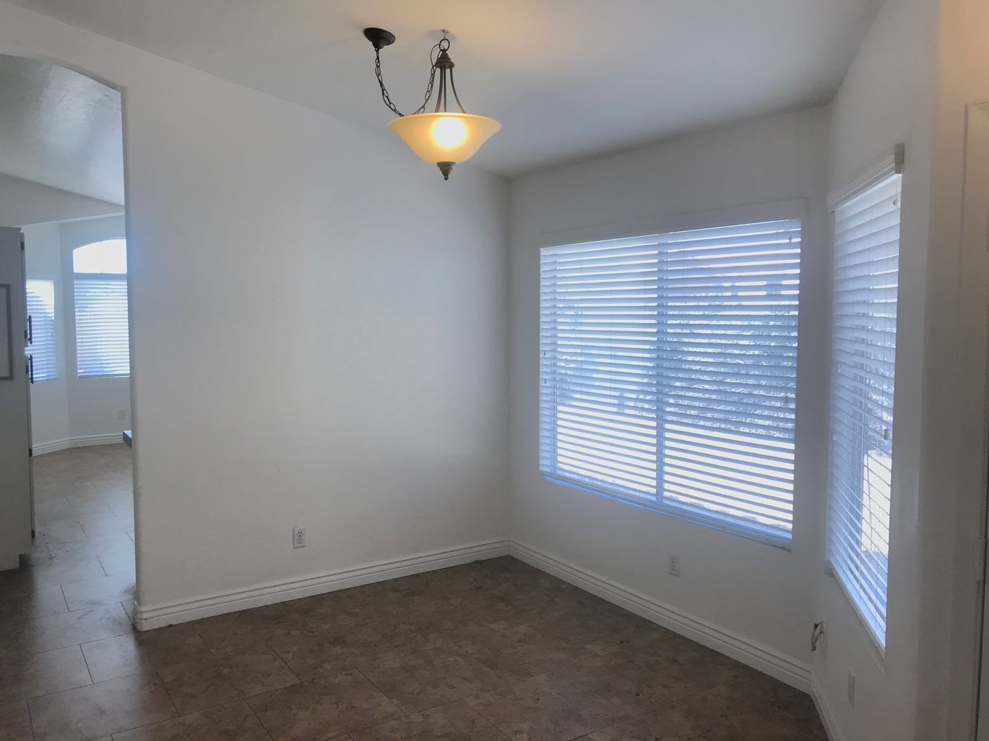 3 bed 2 bath home with Newer Tile and Shower. – photo 5