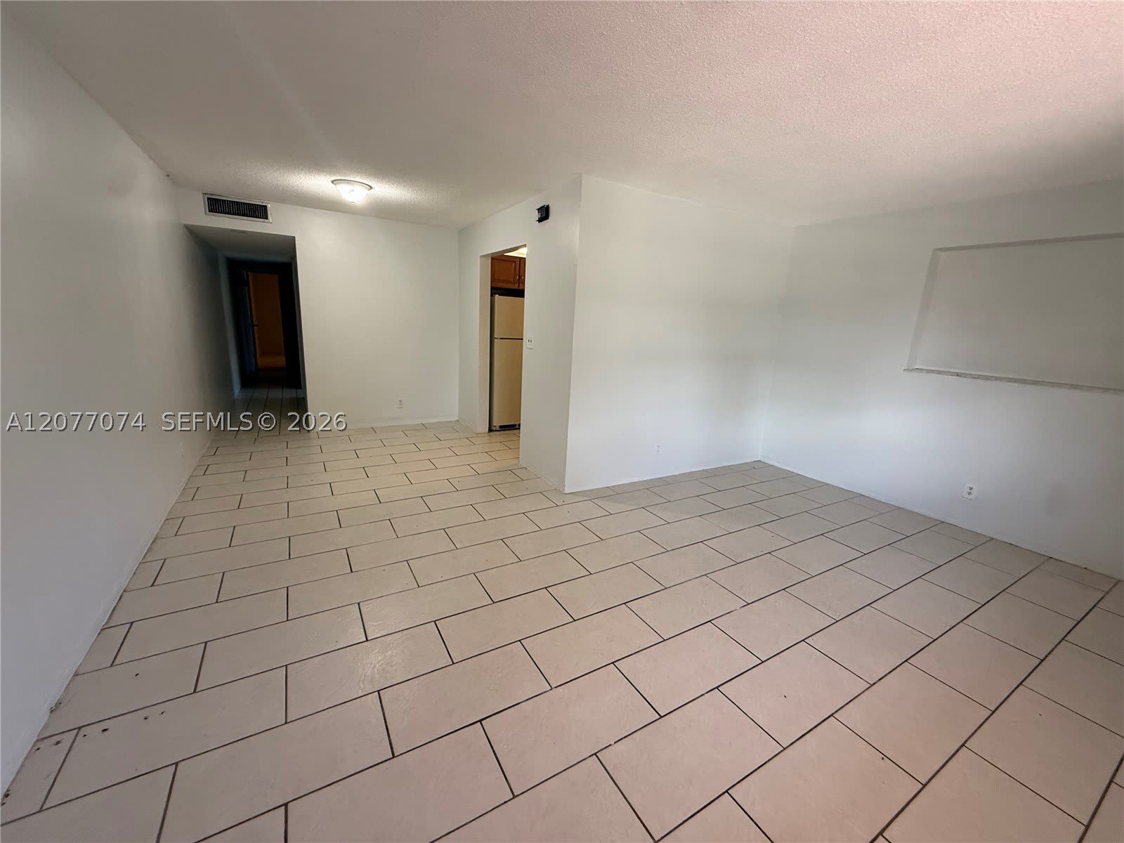 5715 Hayes St – photo 4
