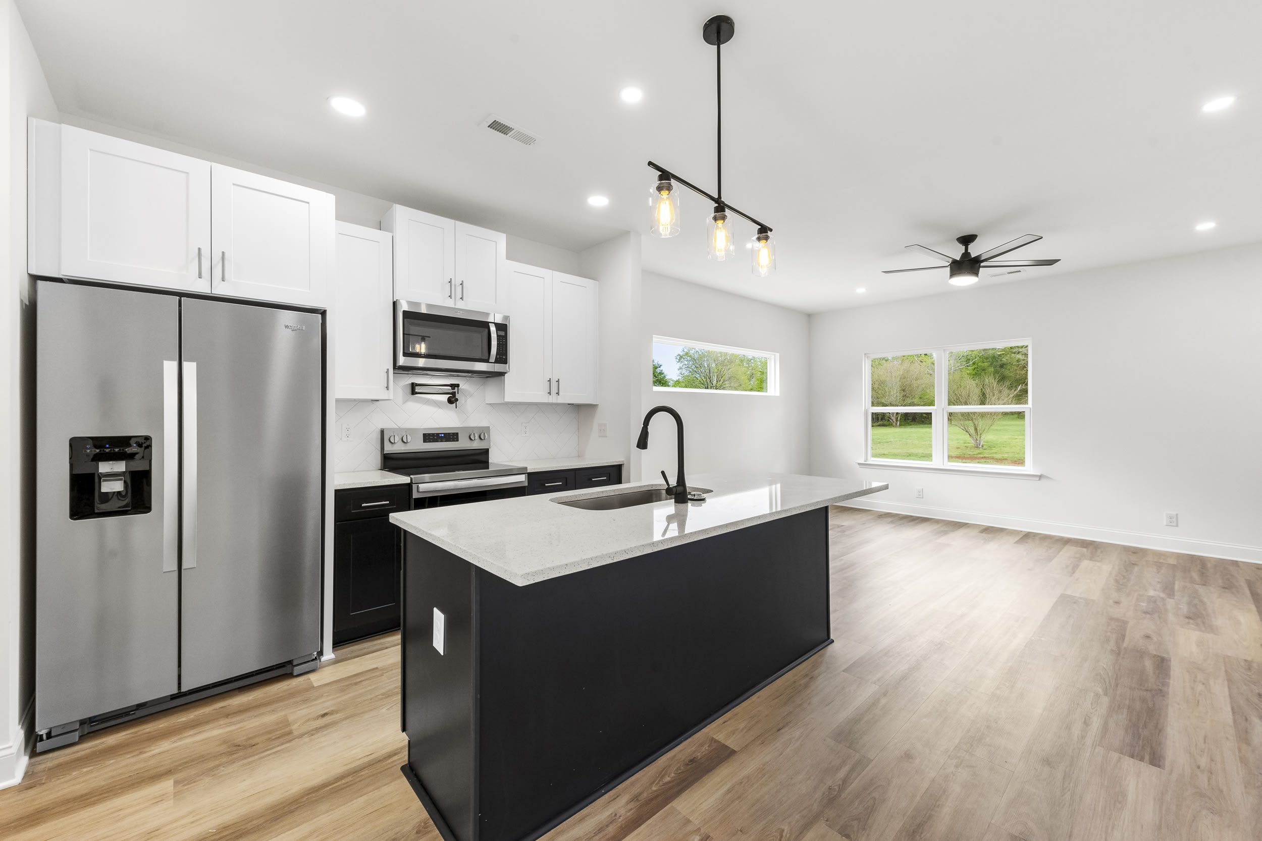2043 Greenoak Drive – photo 3