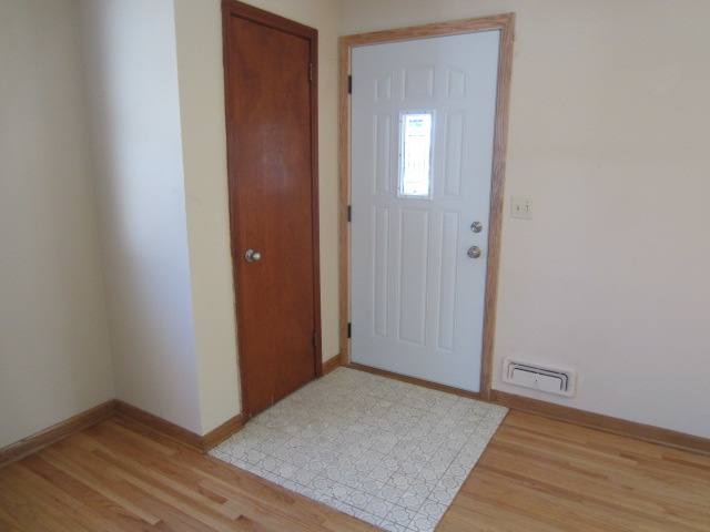 11041 Yukon St NW – photo 2
