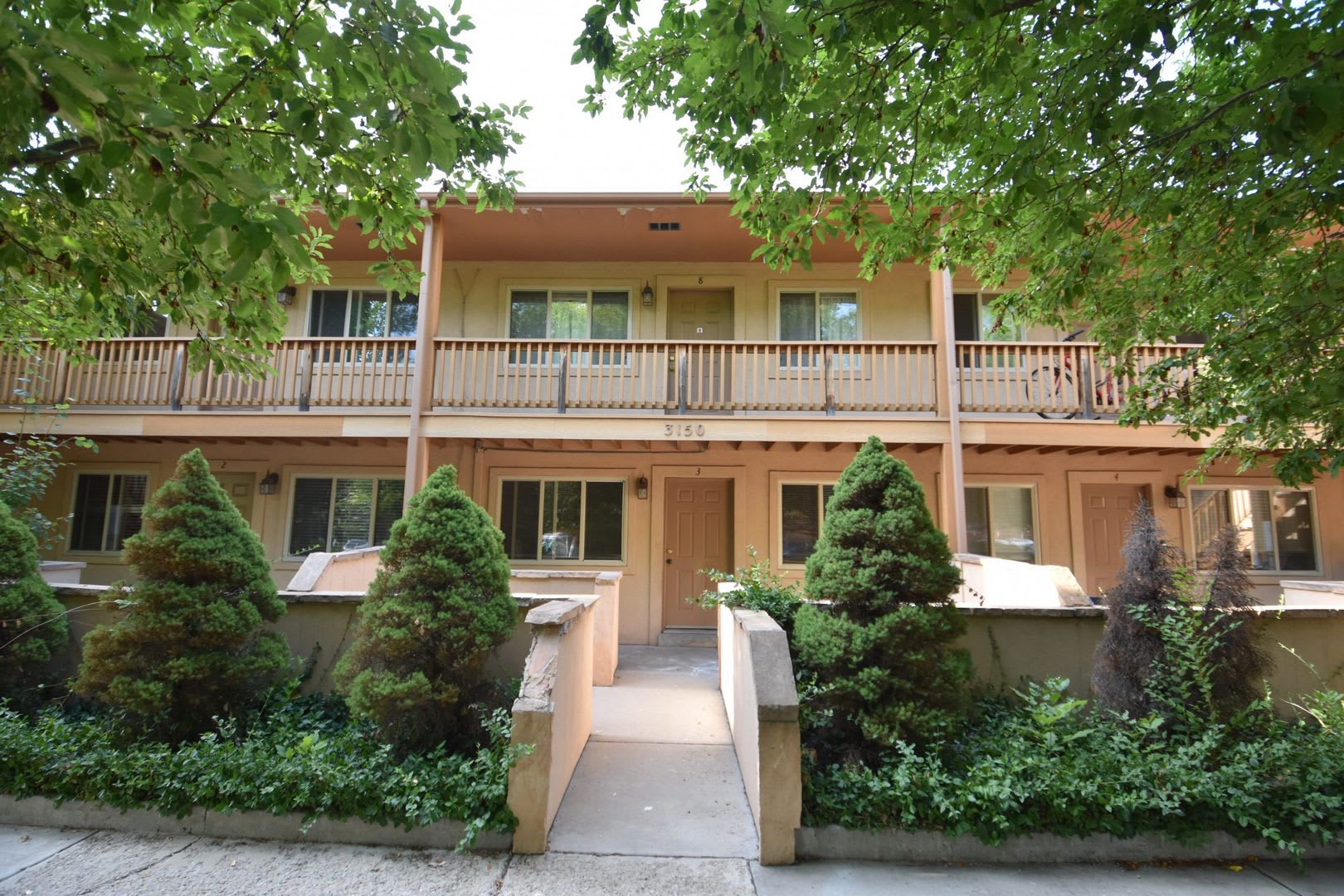 1 Bedroom Condo 3 Blocks From Cu – photo 3