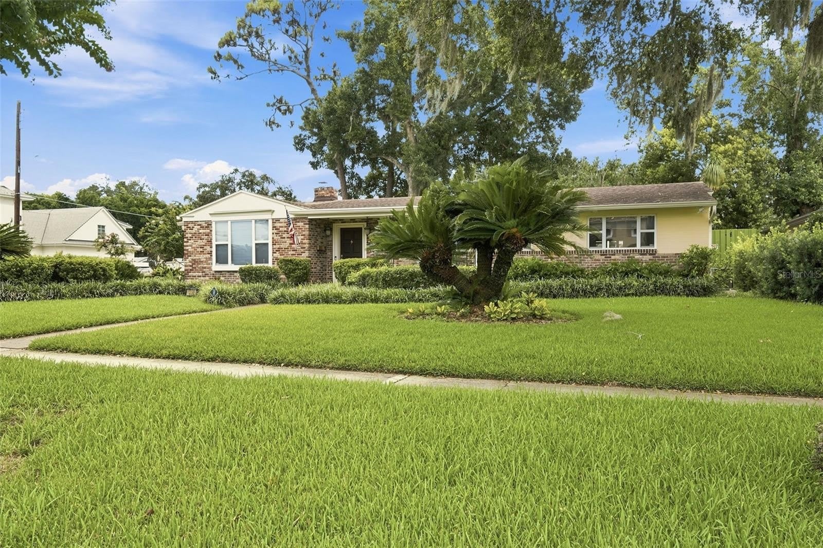 1228 SPRING LAKE Drive – photo 2