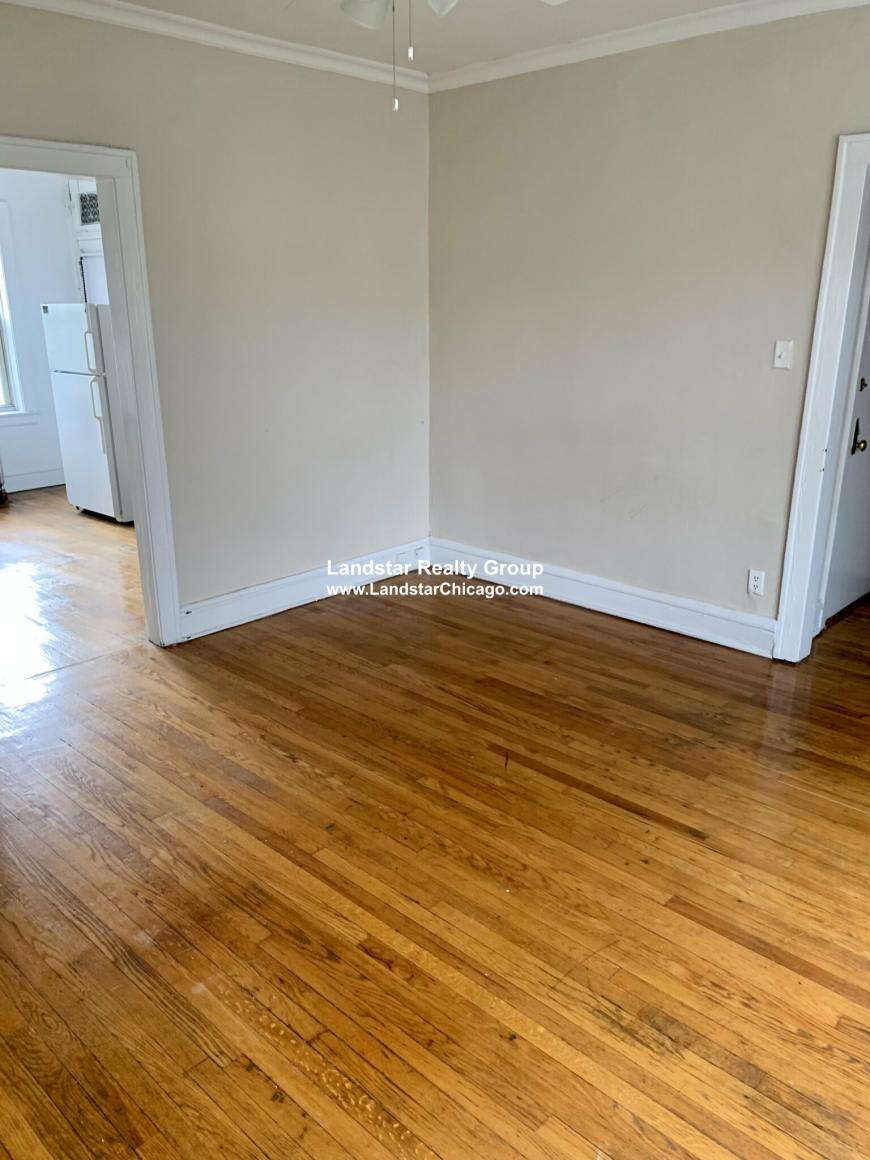 2853 West Berteau – photo 3