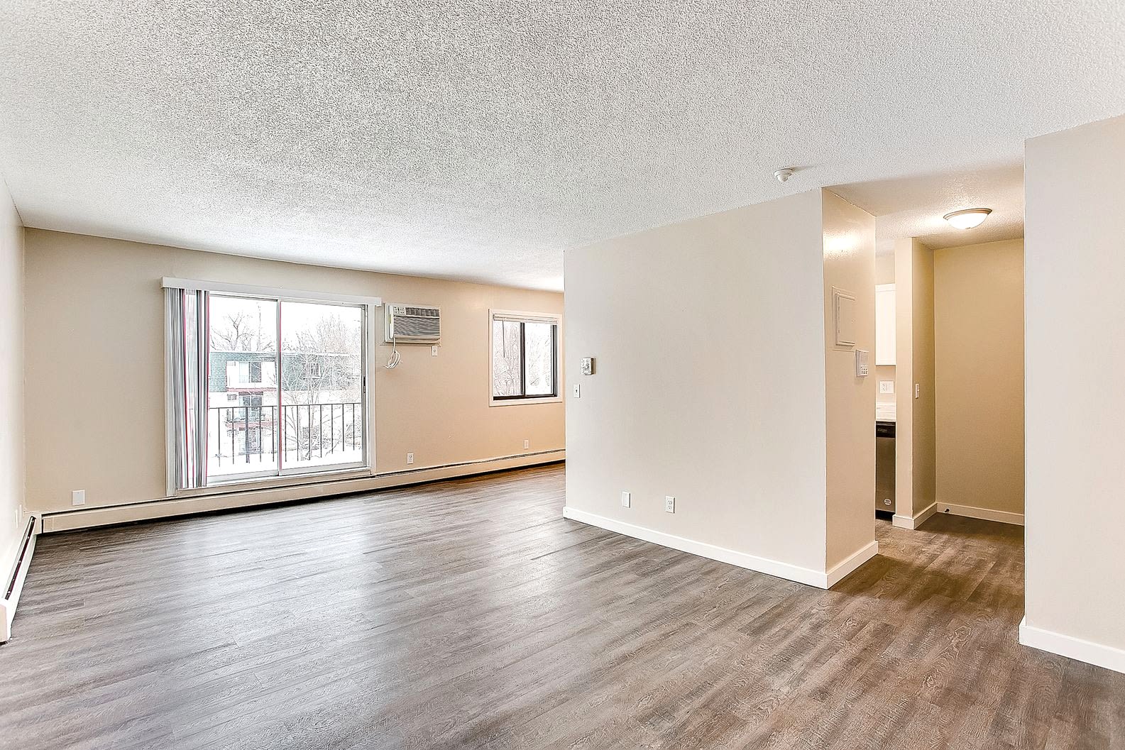 8070 Northeast Central Avenue – photo 5