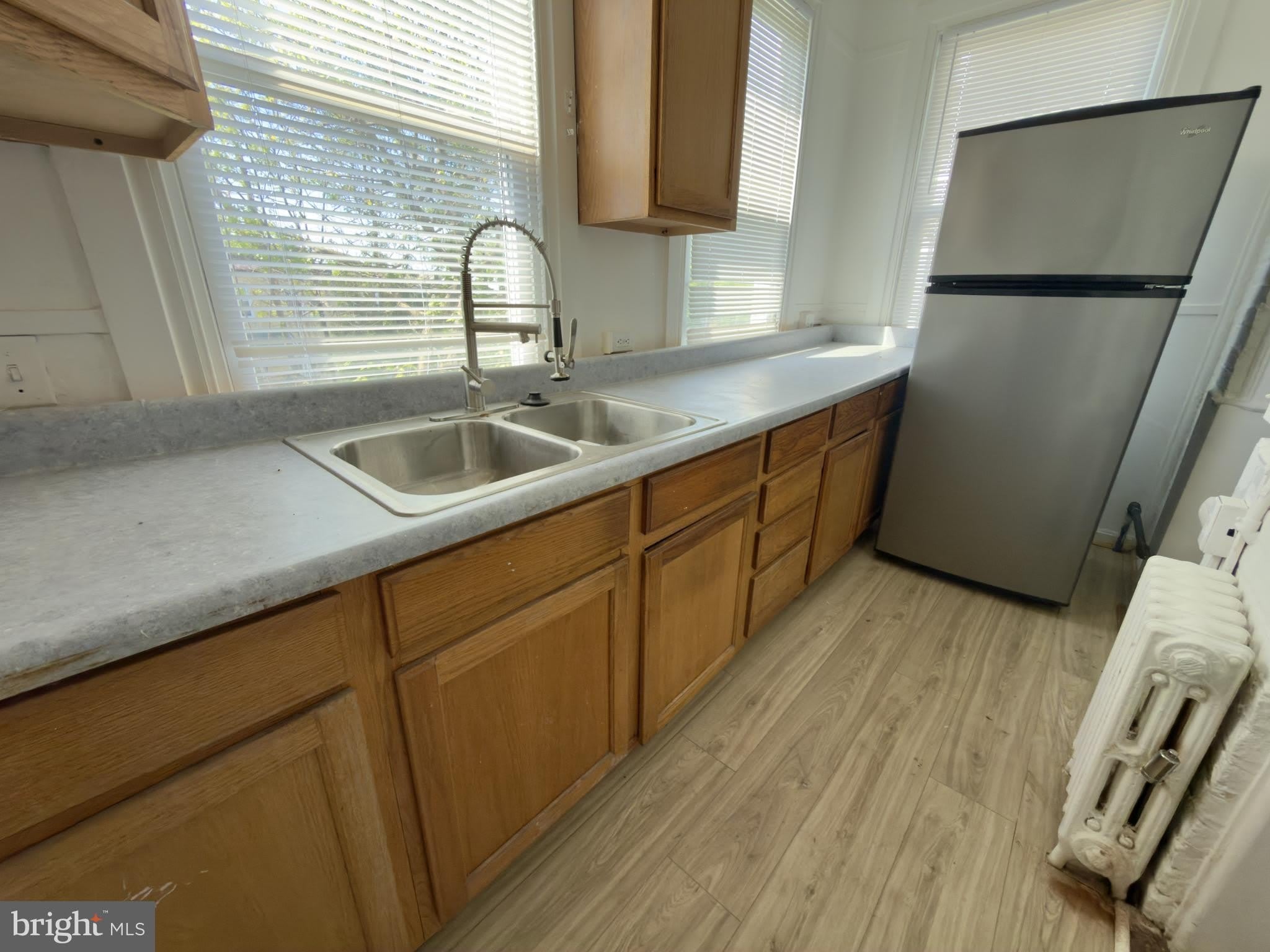 513 E 41ST Street E – photo 5