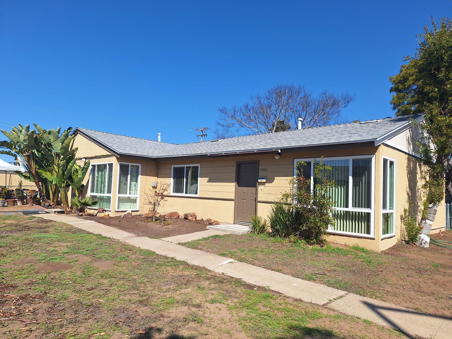 4866 Clairemont Drive San Diego Ca 92117 New Micro Stove Cabinets Countertops – photo 1