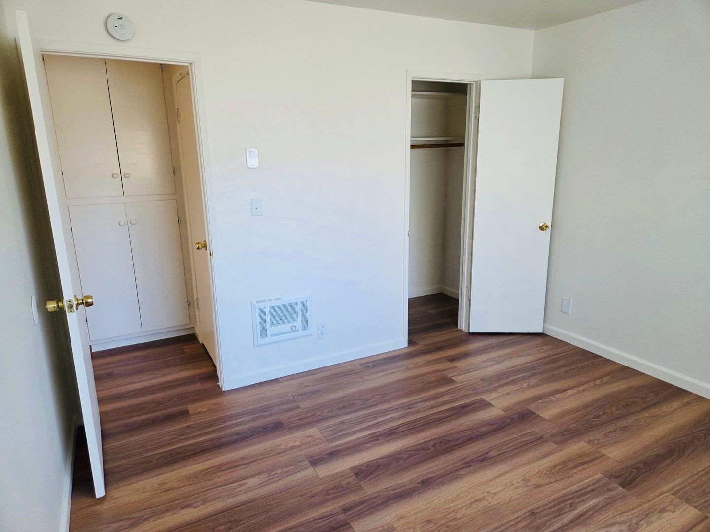 Available Now!- Cute 2 bedroom – photo 5