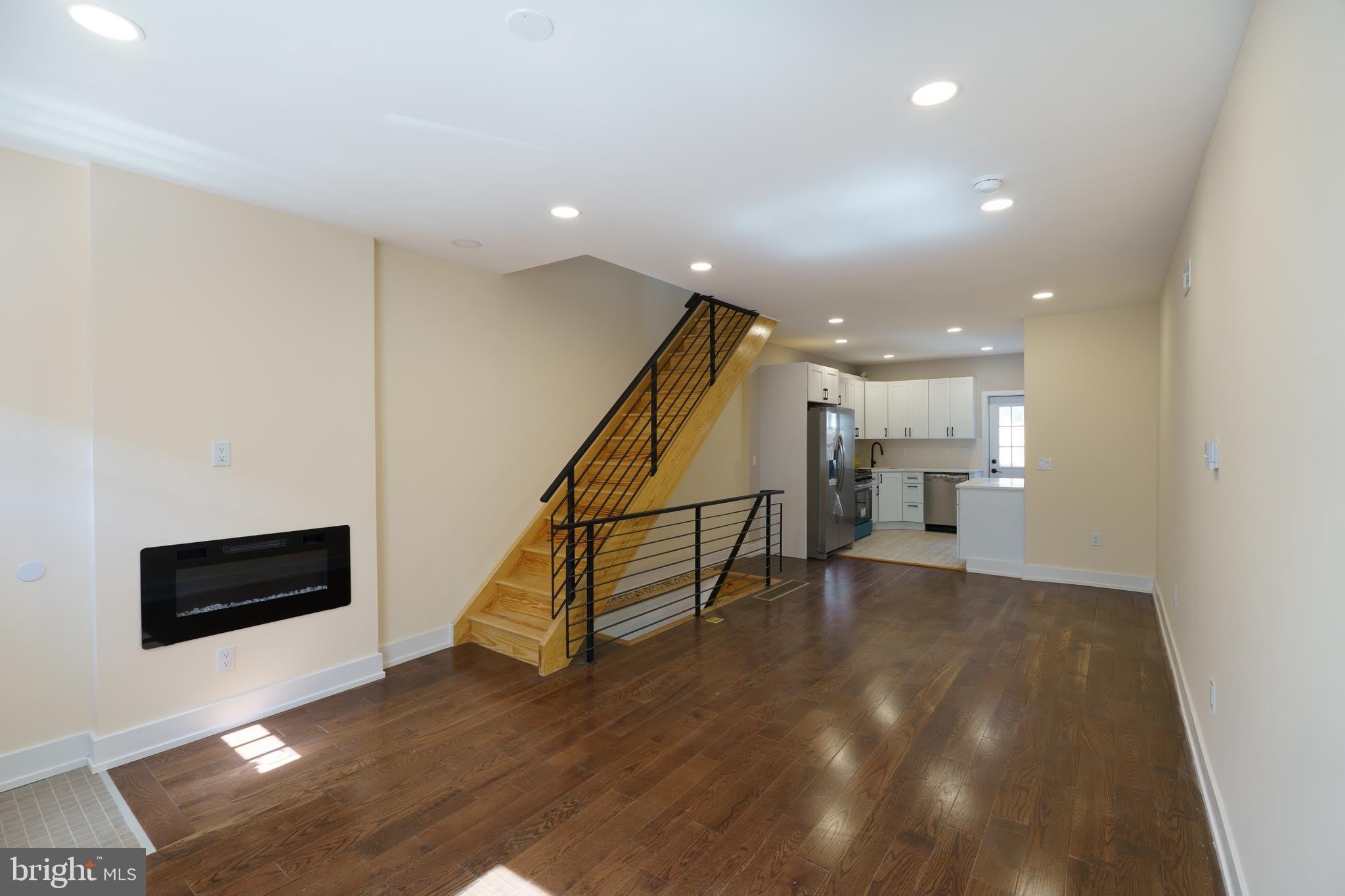 1926 S Lambert Street – photo 5