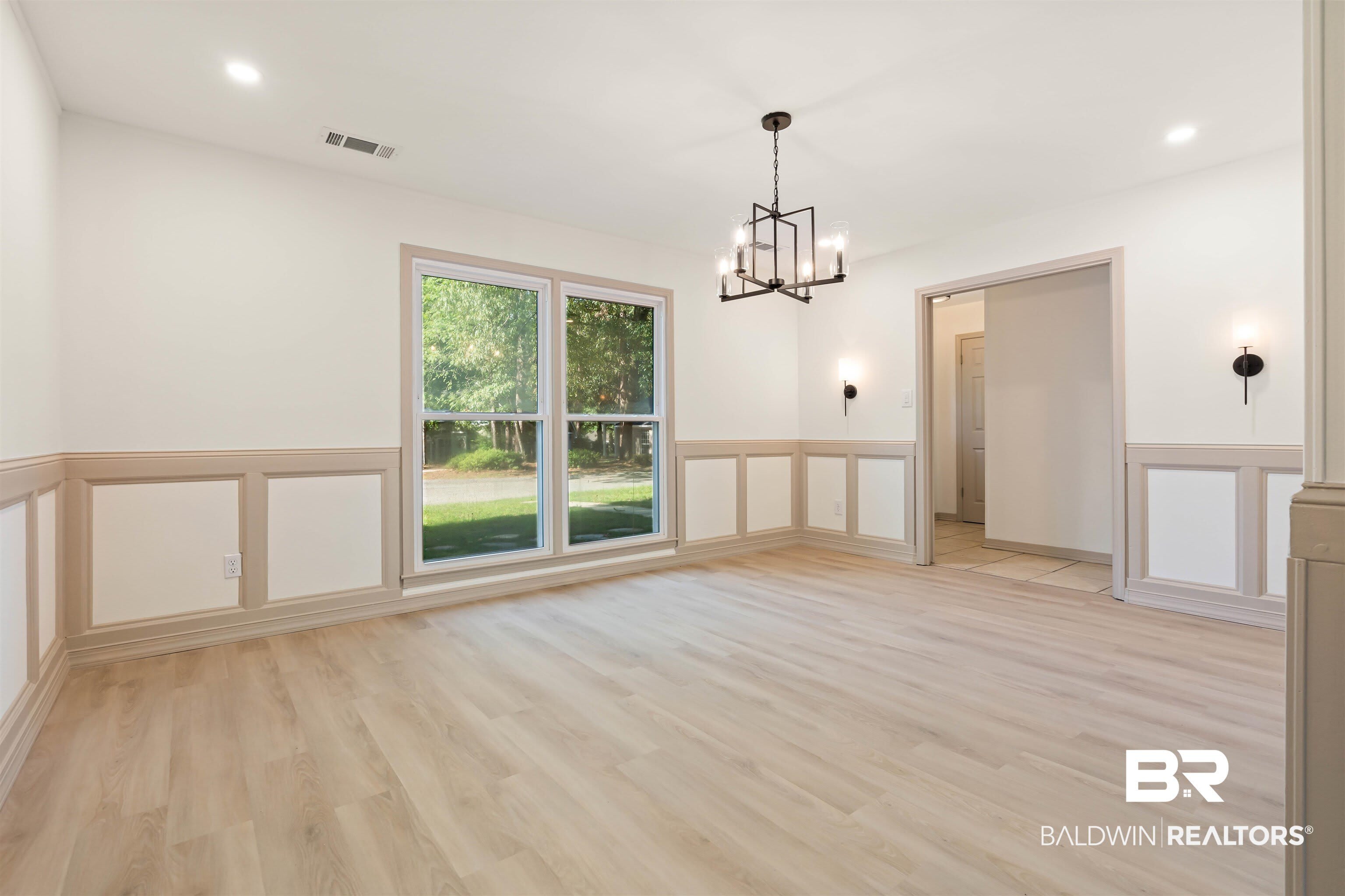 167 Rolling Hill Drive – photo 2
