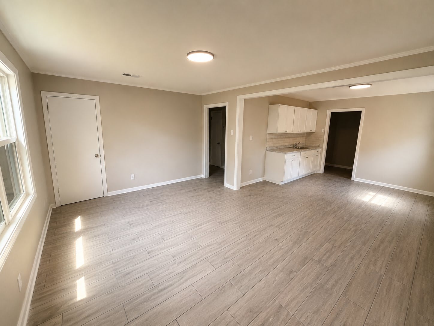 3744 Mandalay Drive – photo 3