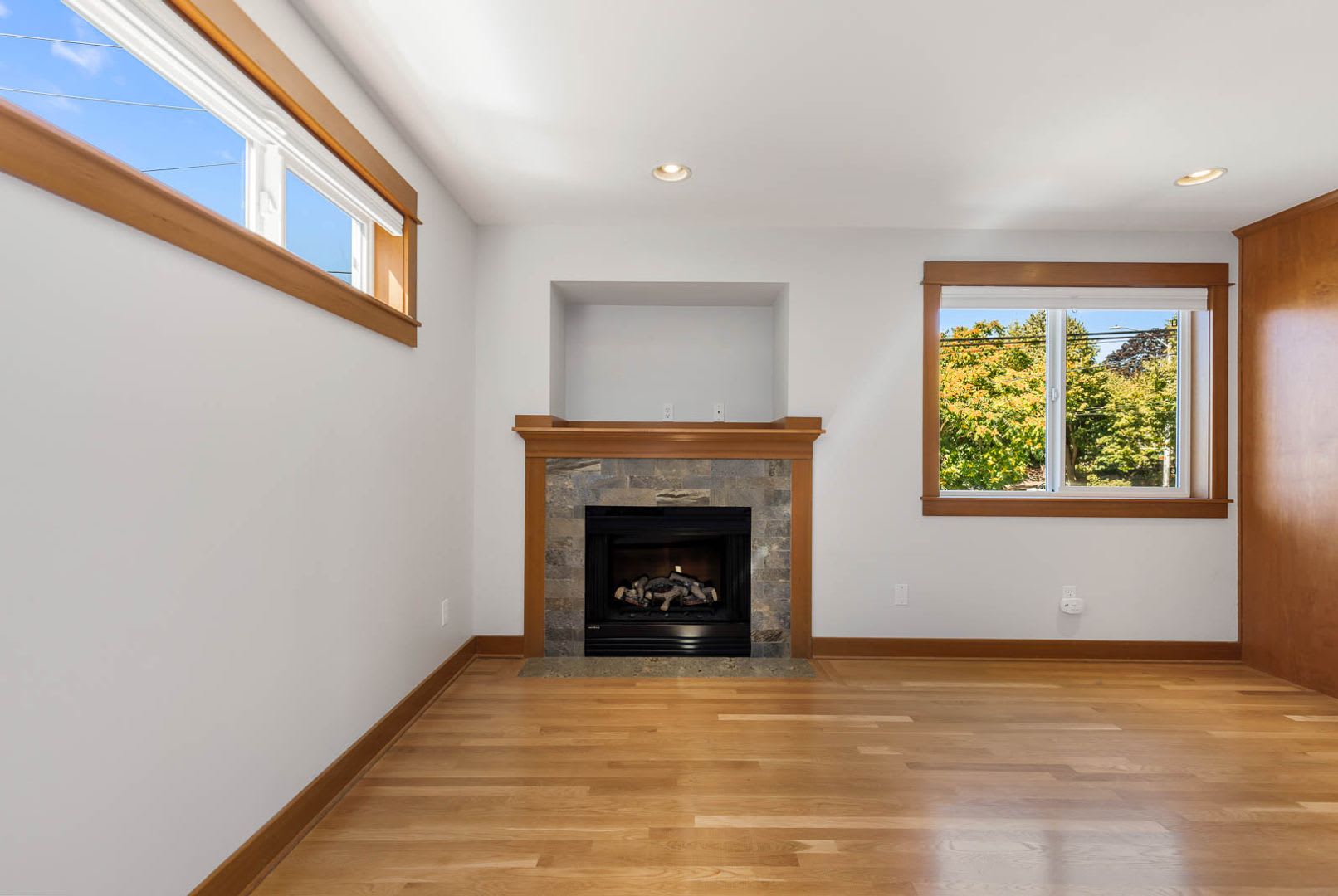 Bright & Modern 2BR Home in the Heart of Fremont – photo 5