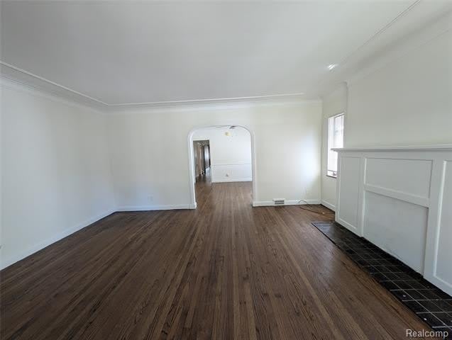 17530 Roselawn Street – photo 5