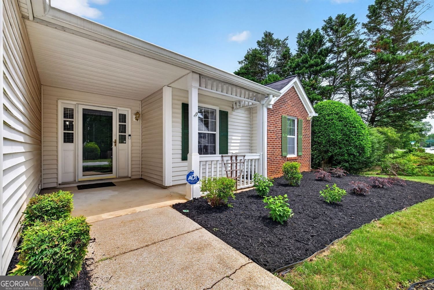 4502 Legend Hollow Lane – photo 2