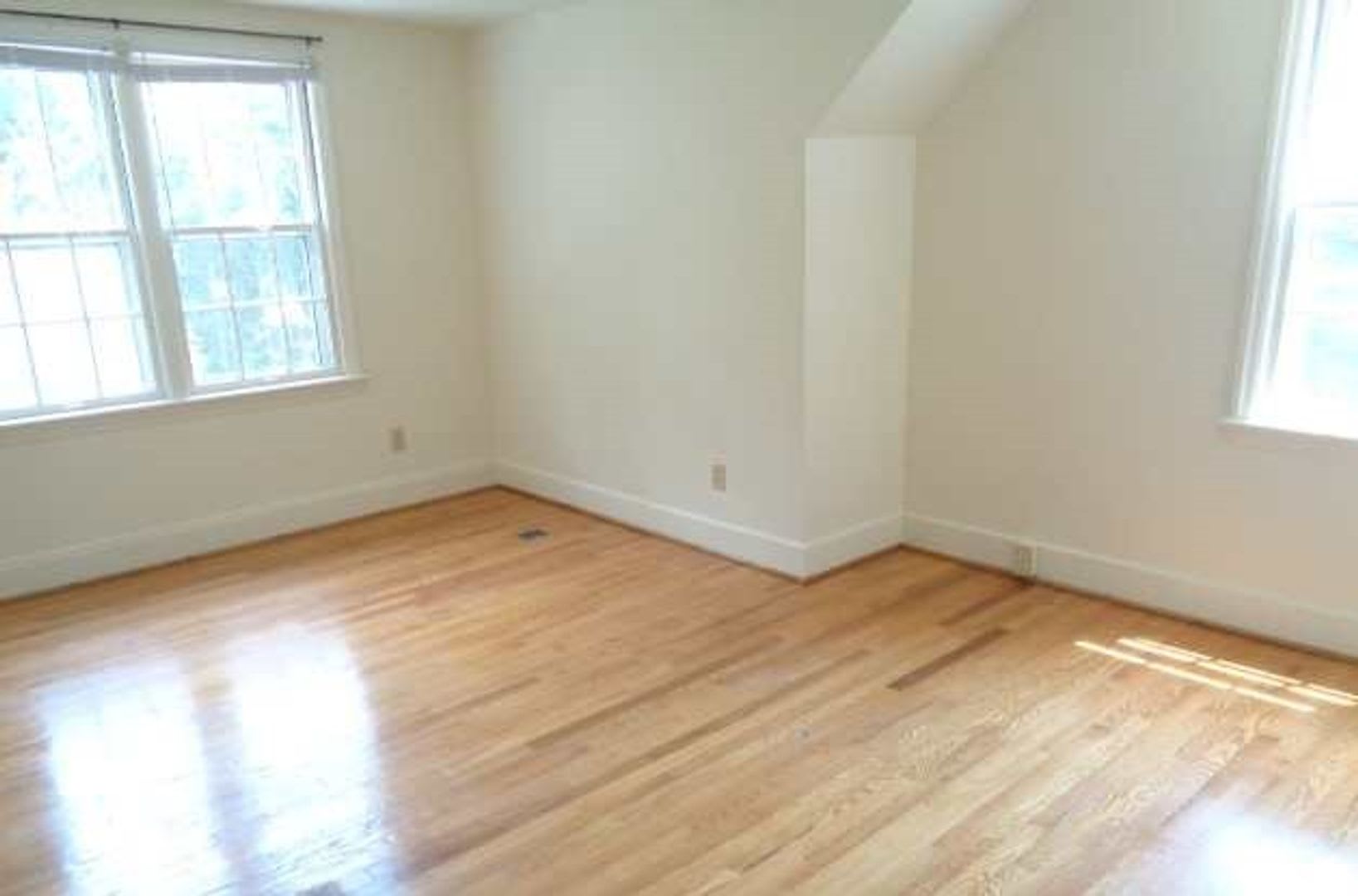 3 Bedroom 2 Bath Duplex – photo 3