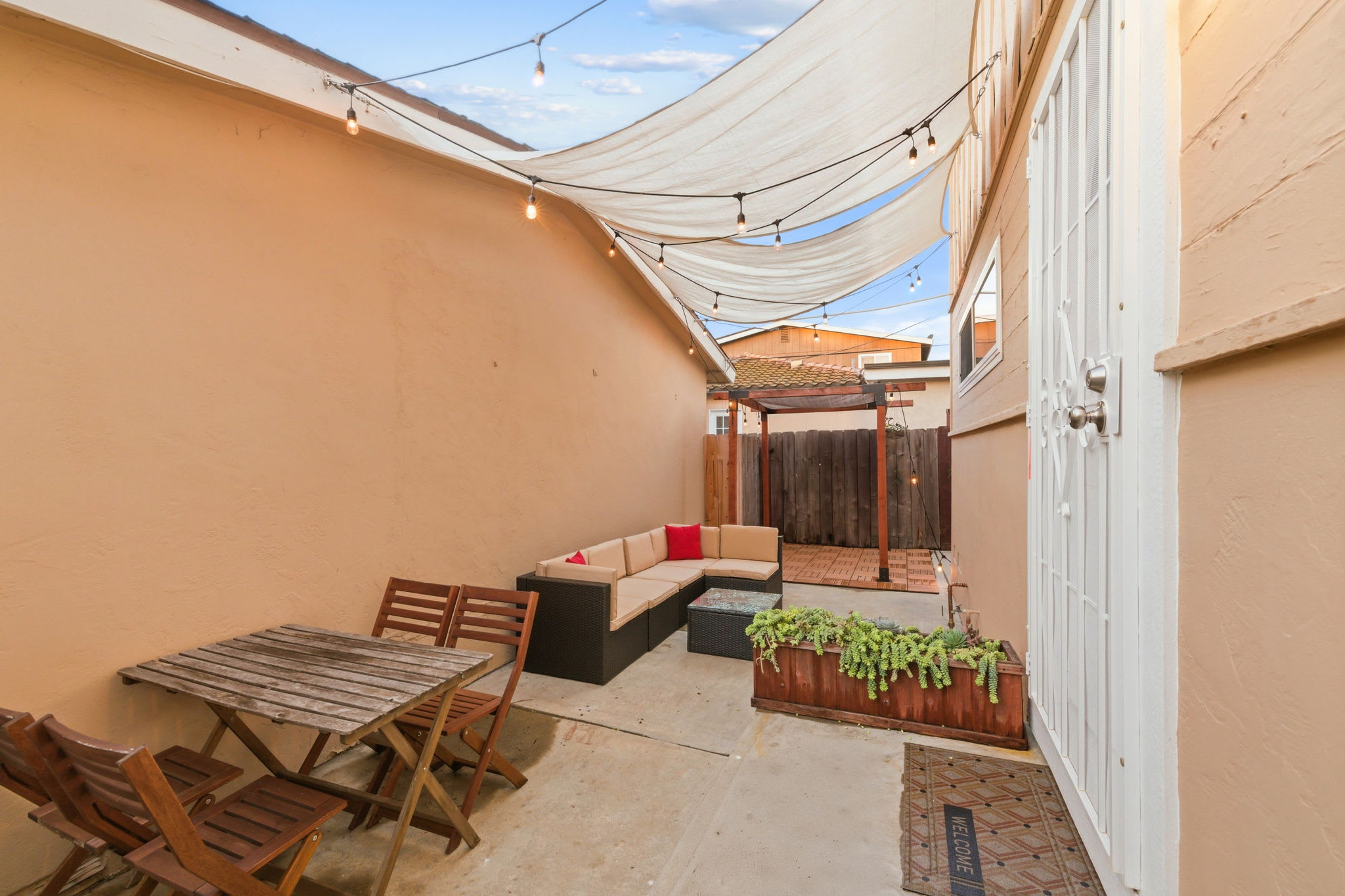 1818 Diamond St – photo 1