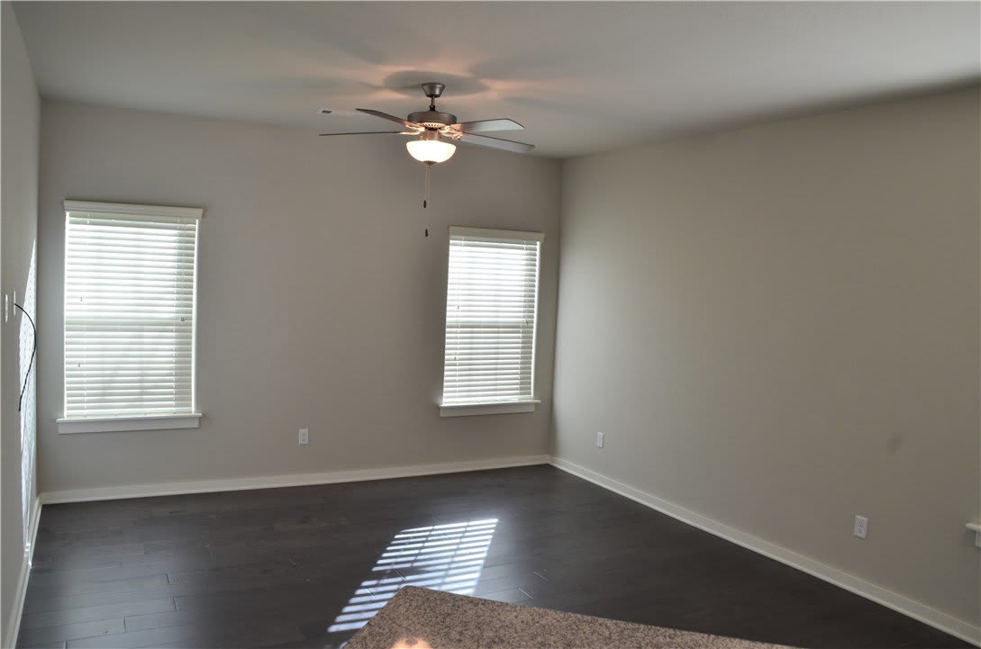 2413 SW Arbor Road – photo 3