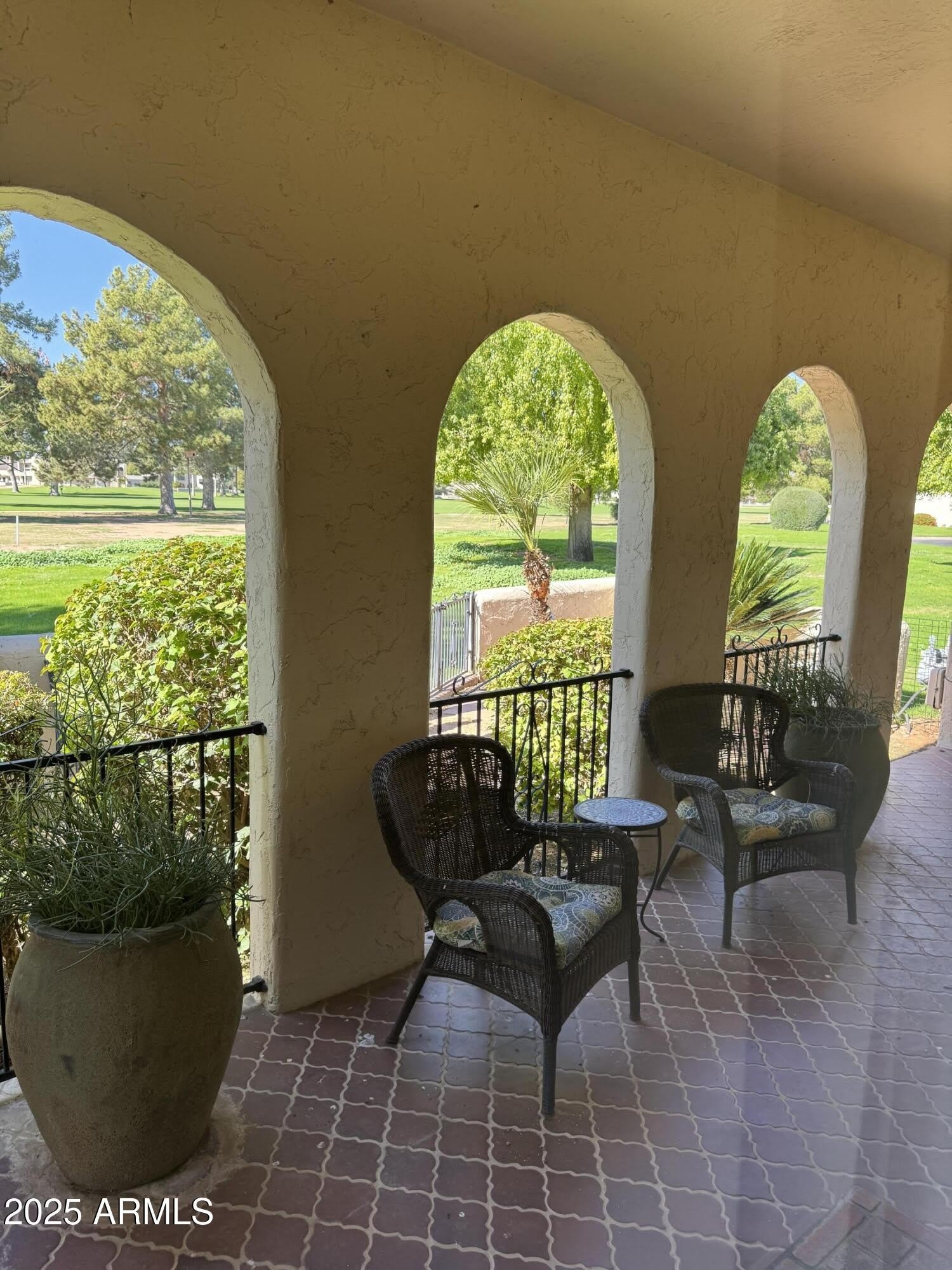 1009 N VILLA NUEVA Drive – photo 3