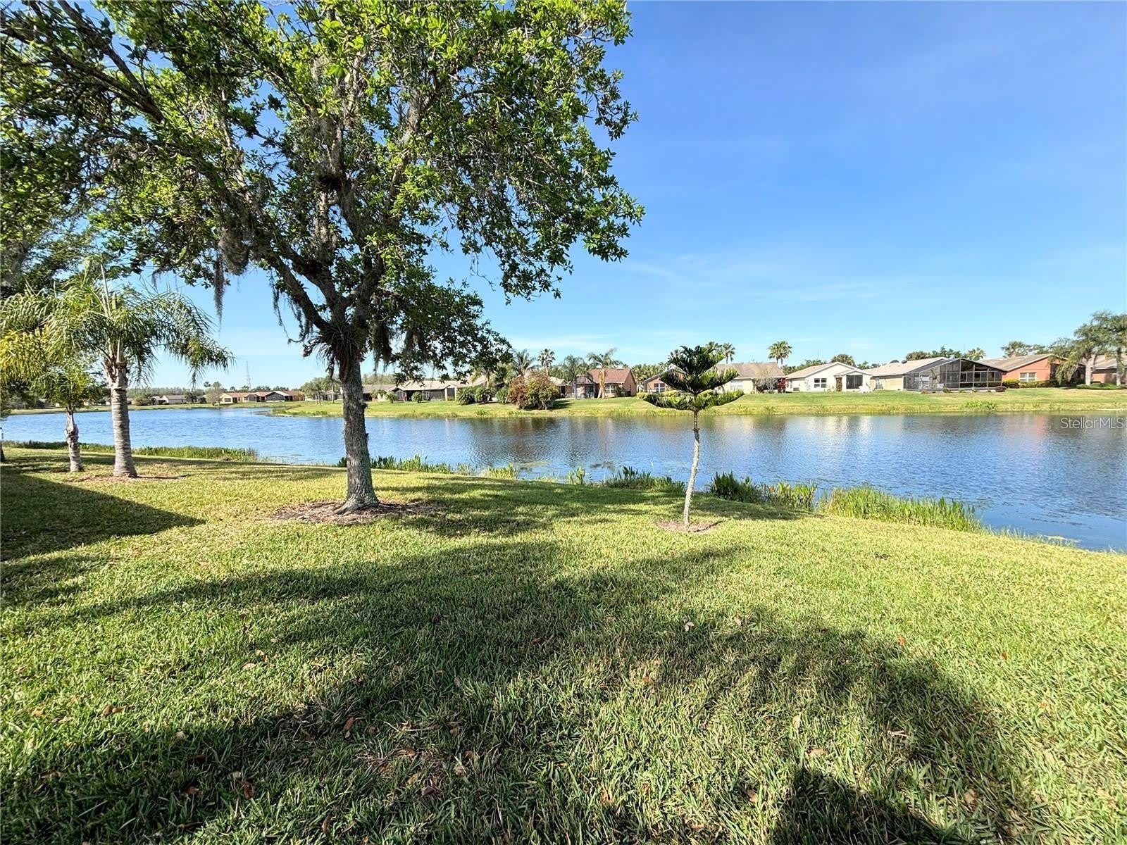 585 GRAND CANAL Drive – photo 4