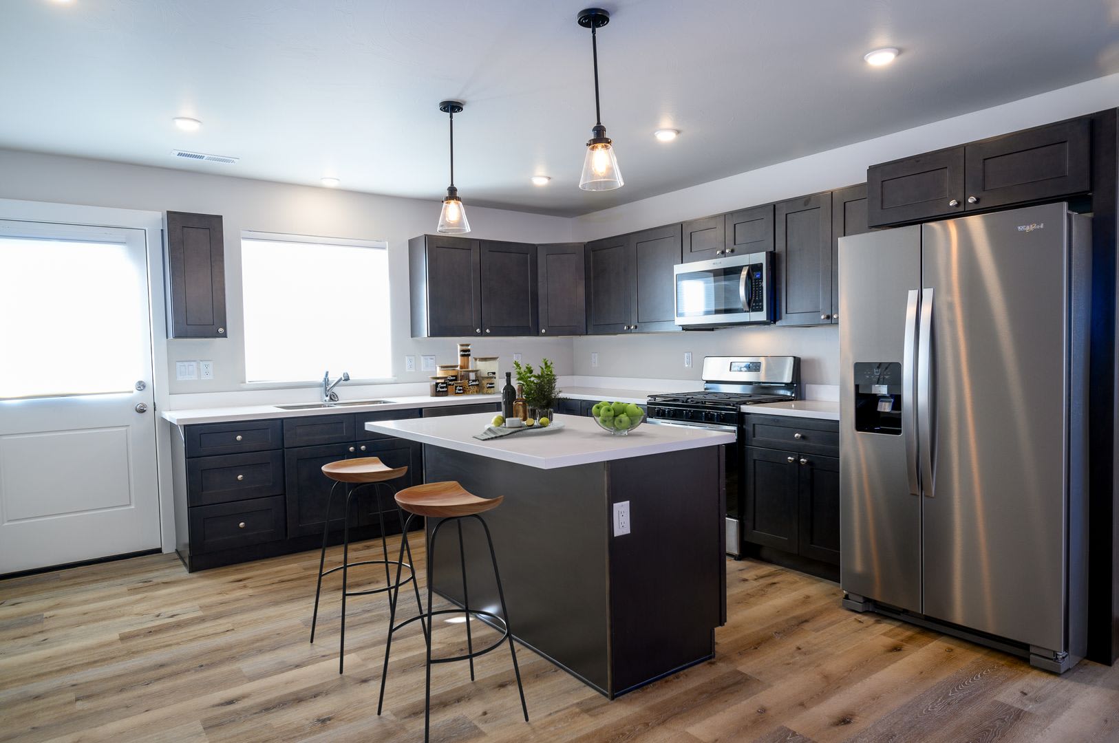 The Grange Single Family Homes. EV Charging Stations. Up to 2 Months Free Rent Promotion! – photo 4