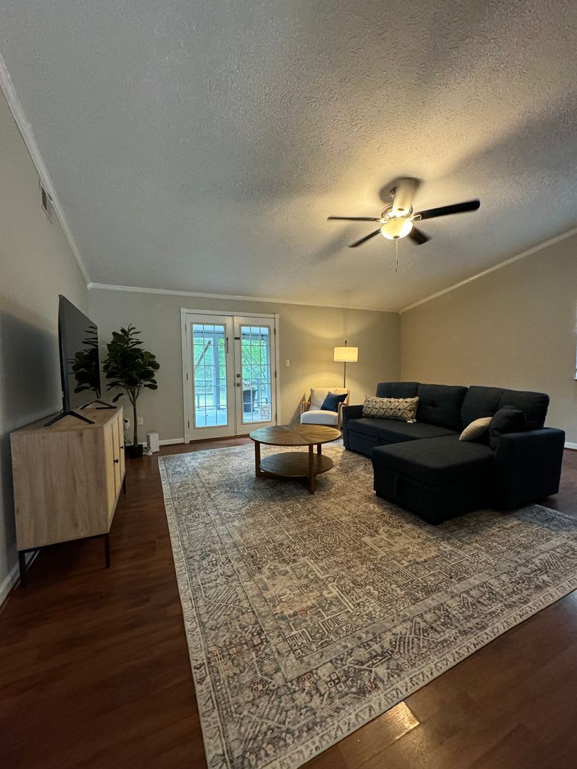 FLEXIBLE RENTAL OPPORTUNITY IN HEART OF HAMPTON ROADS – photo 5