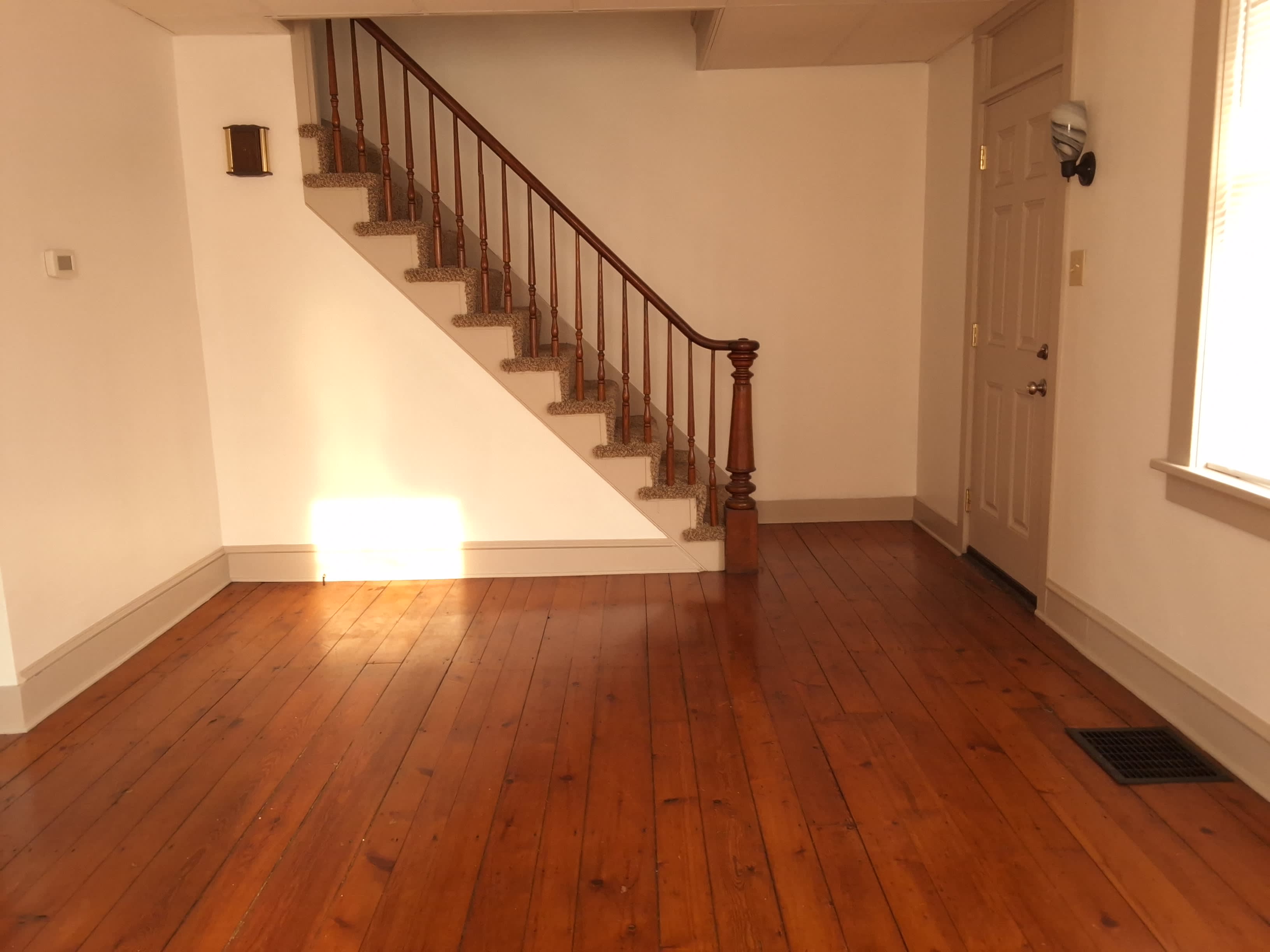 3139 Lincoln Hwy E – photo 2