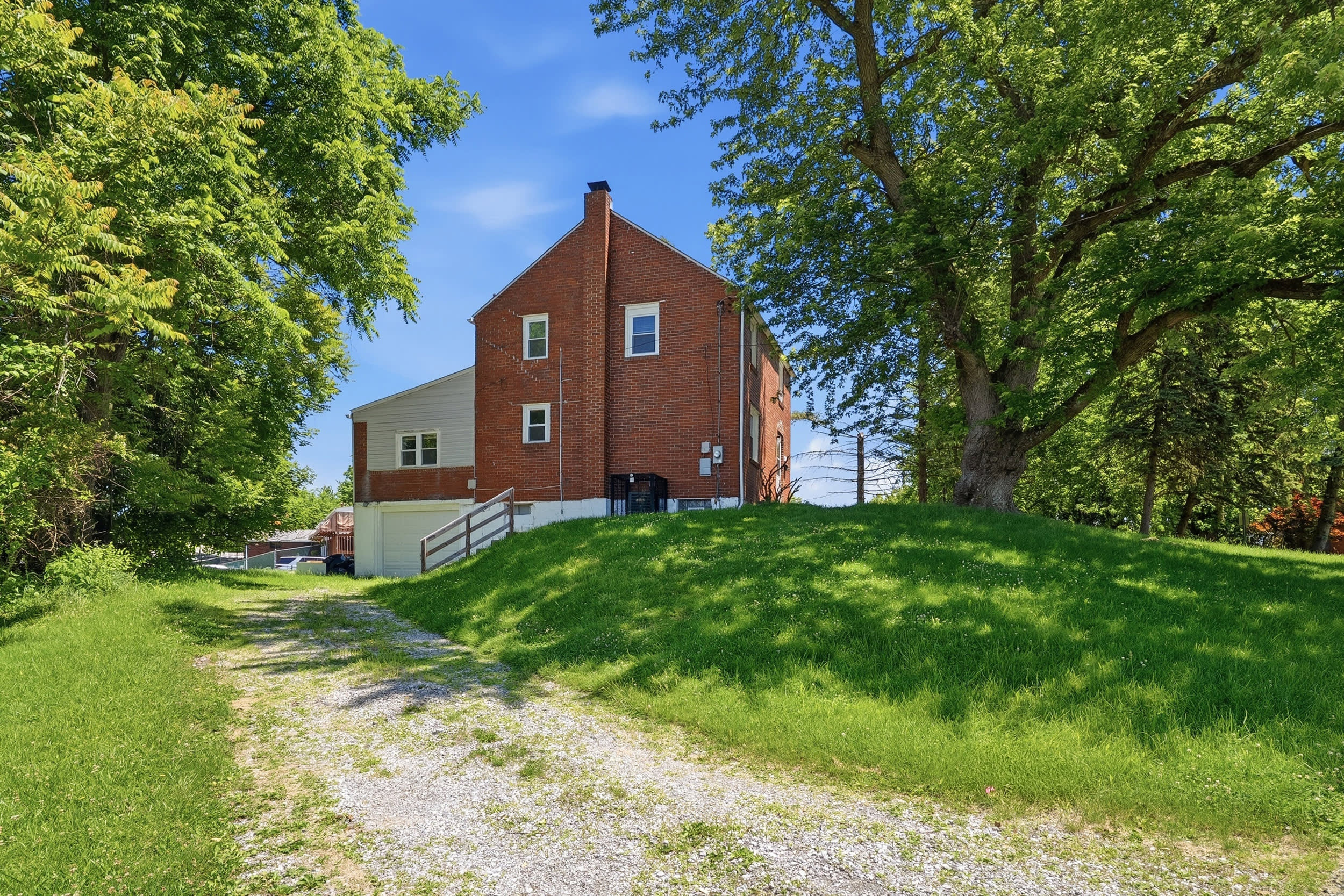 624 Elm Drive – photo 2