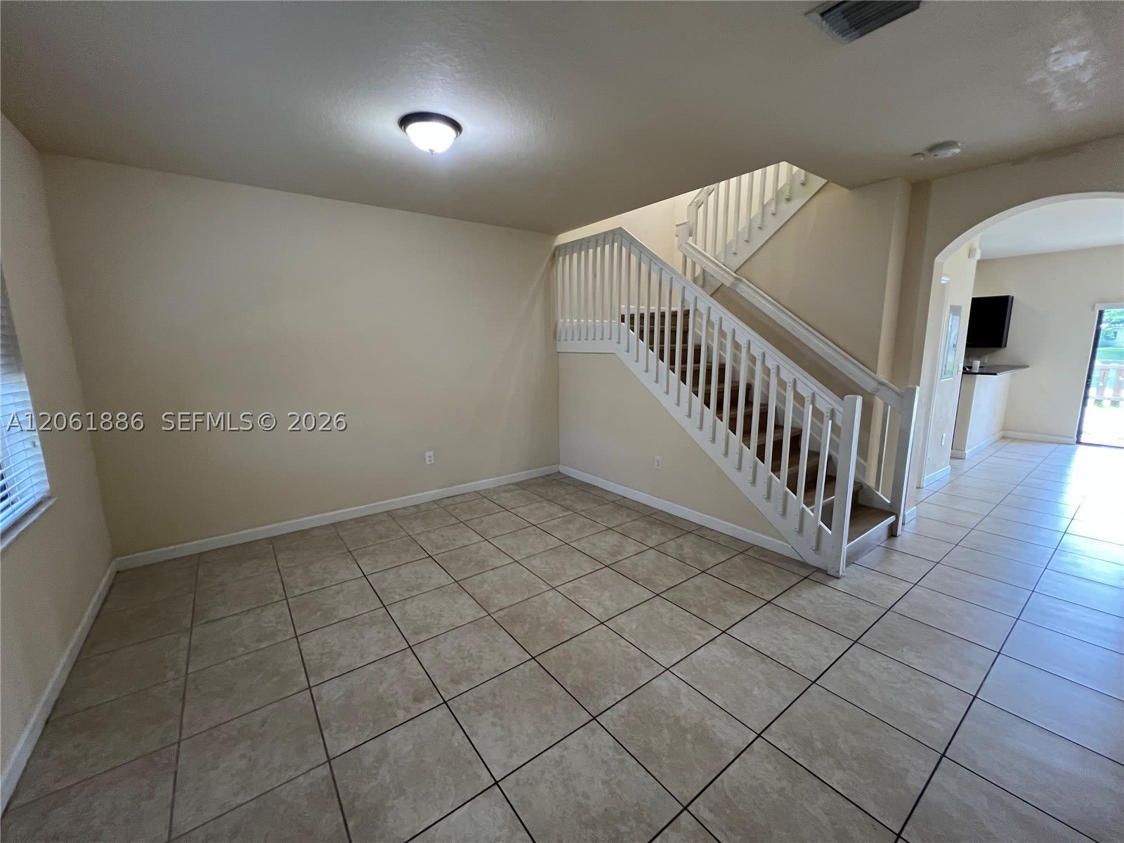 748 SE 32nd Ave – photo 3