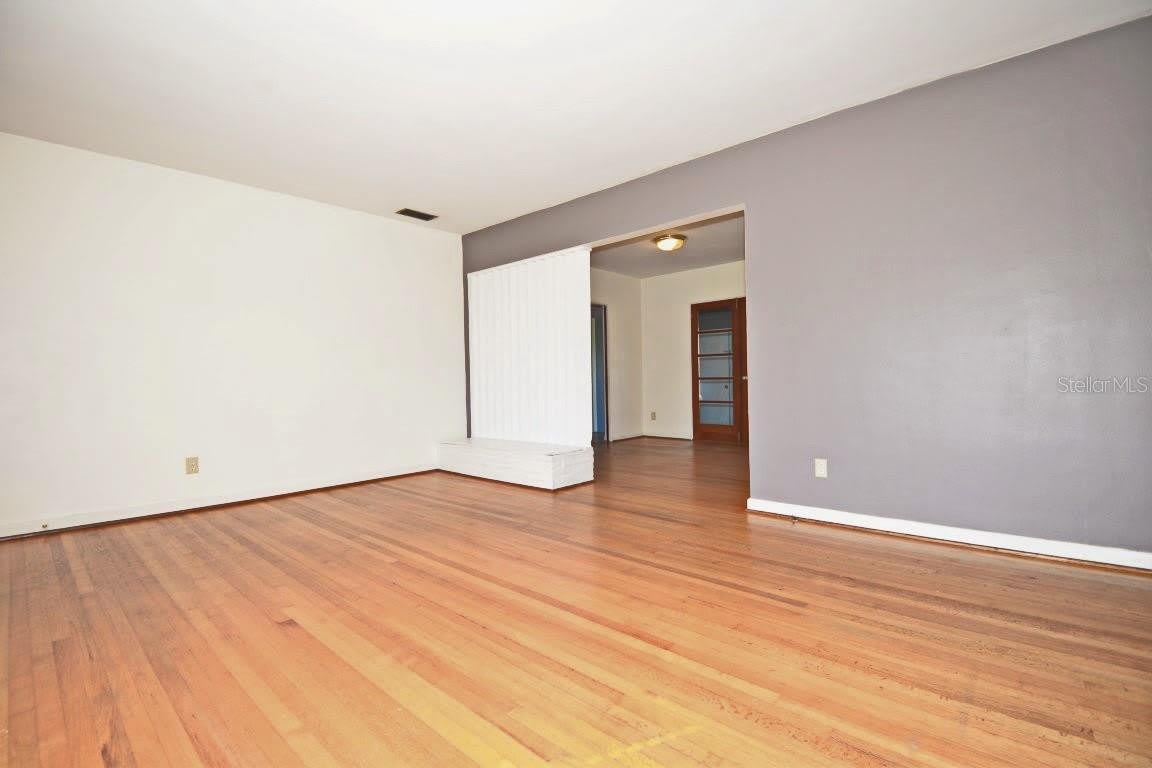1337 CUMBIE Street – photo 3