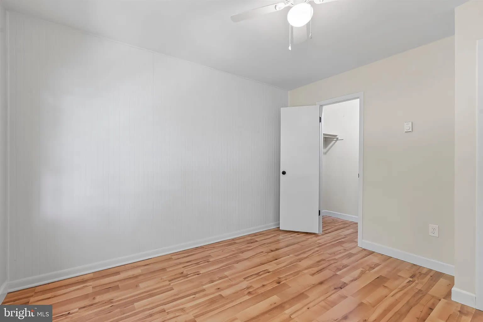 121 Carnival Dr – photo 4