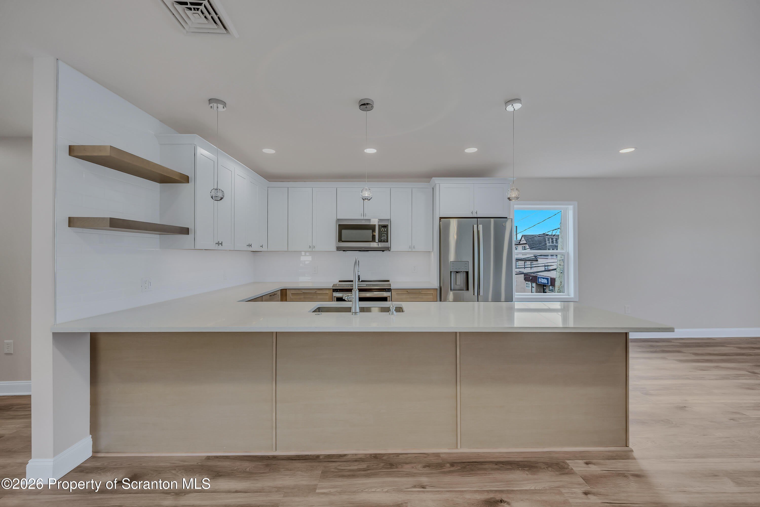 111 S Blakely Street – photo 5