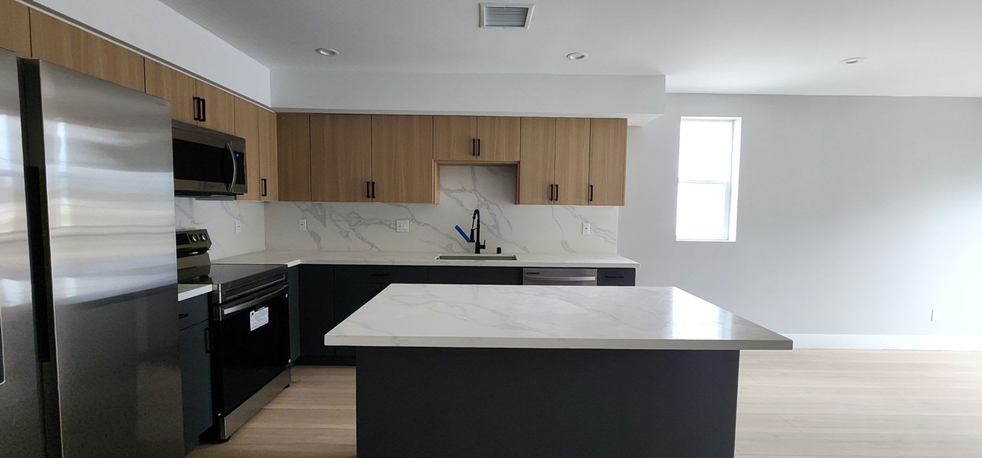 Spacious 4BR Duplex in North Hollywood – photo 4