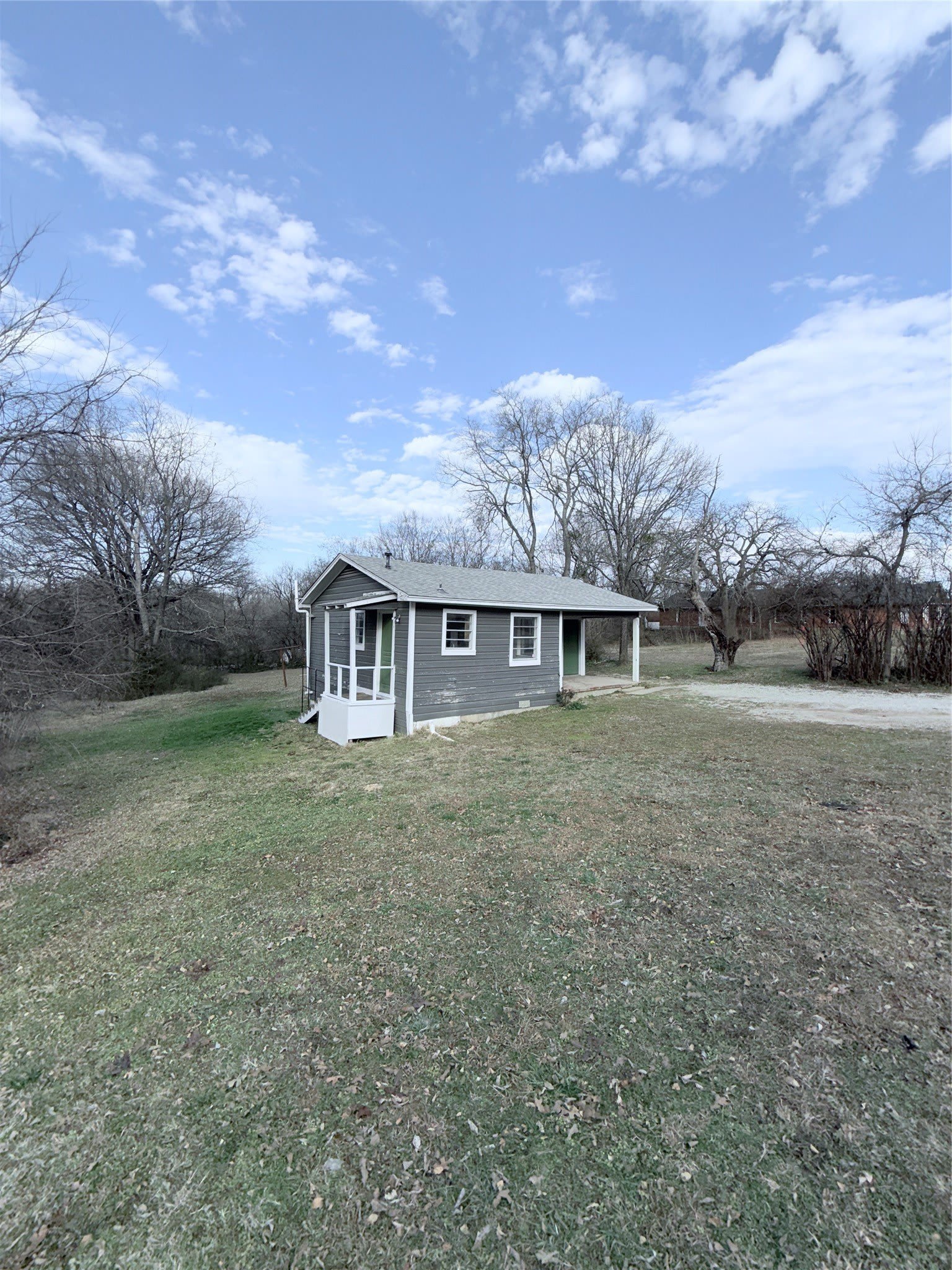 505 E Shepherd Street – photo 3