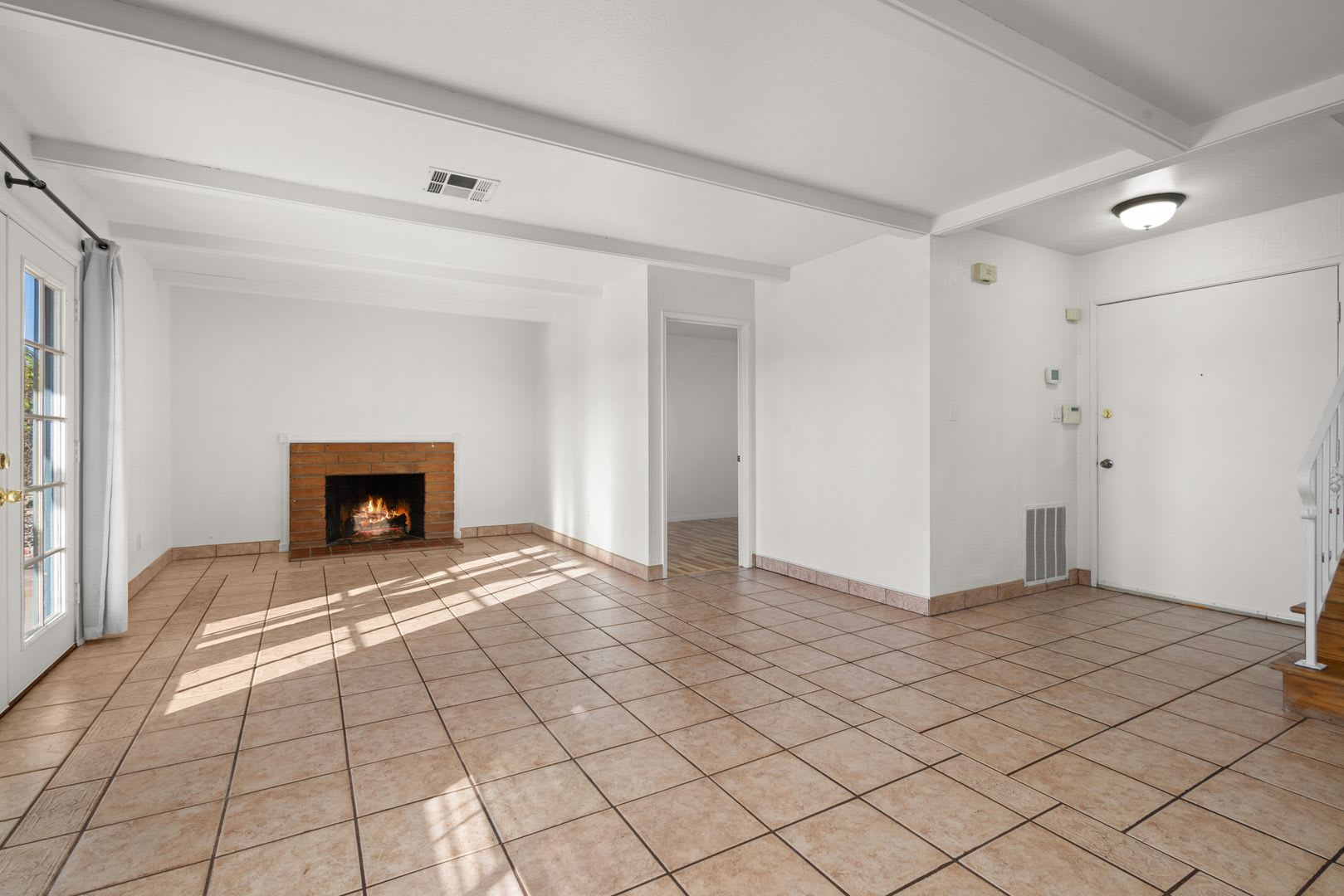 Spacious 4BR/2.5BA Chula Vista Home with Huge Balcony & Great Views – photo 3