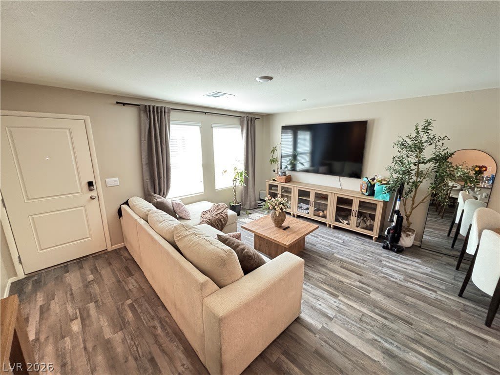 6173 Hibiscus Garden Street – photo 4