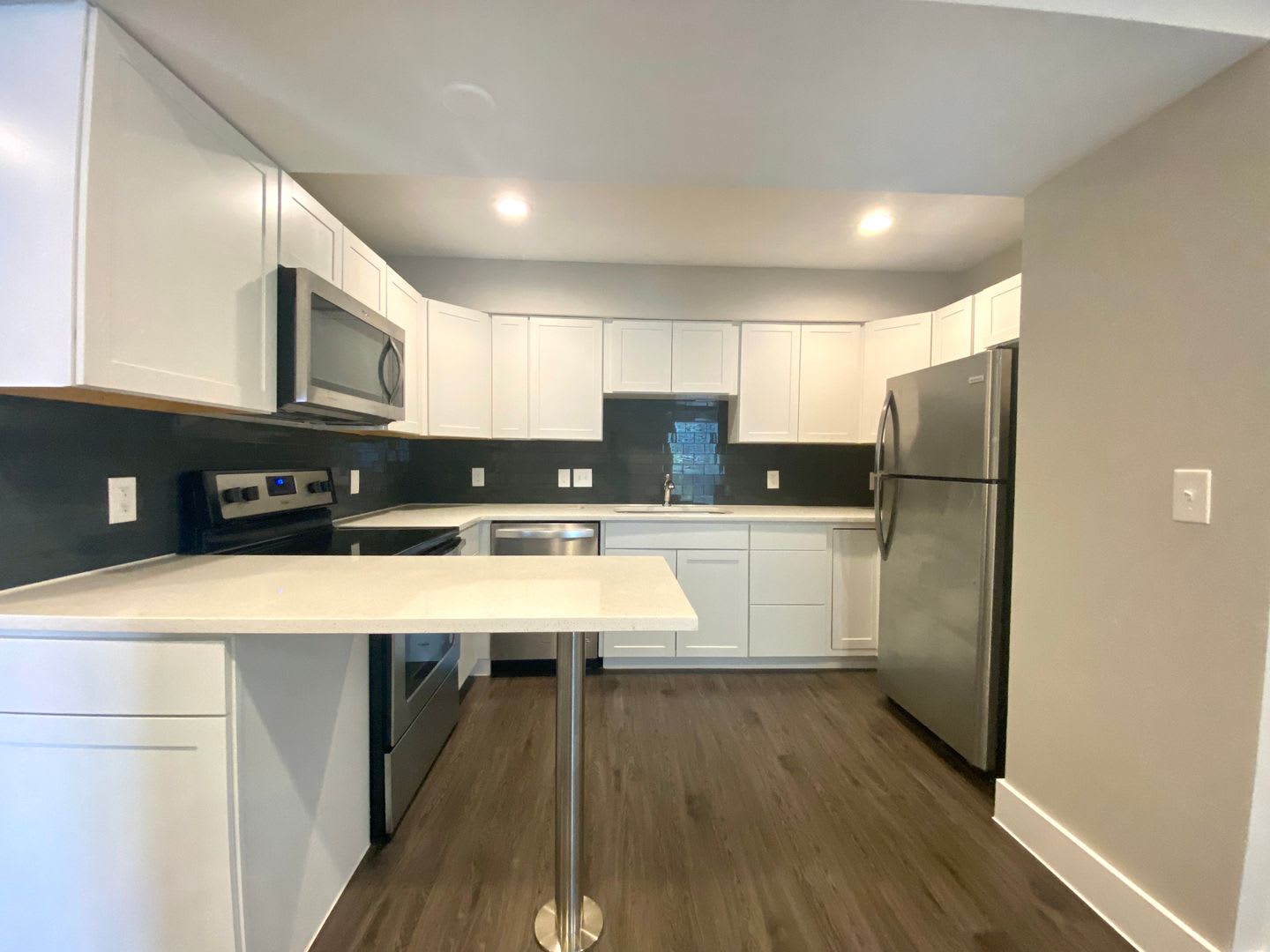 Remodel Condo – photo 2
