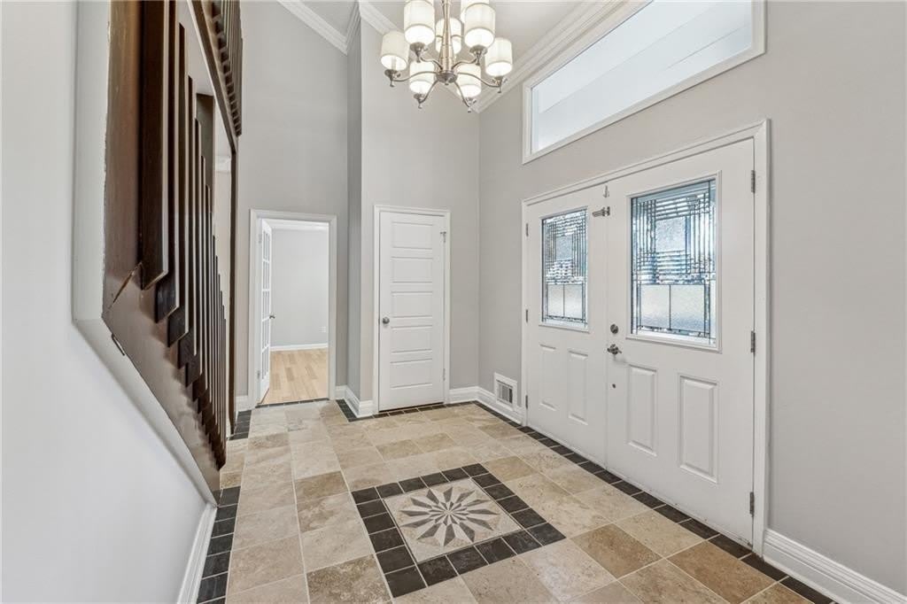 6895 Riverside Drive – photo 3