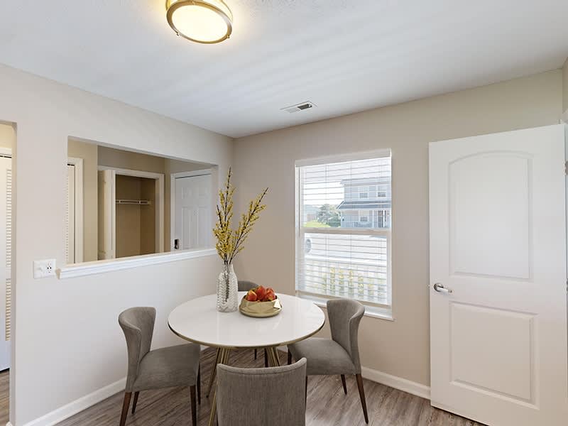 Fairfield Lakes Townhouses – photo 4