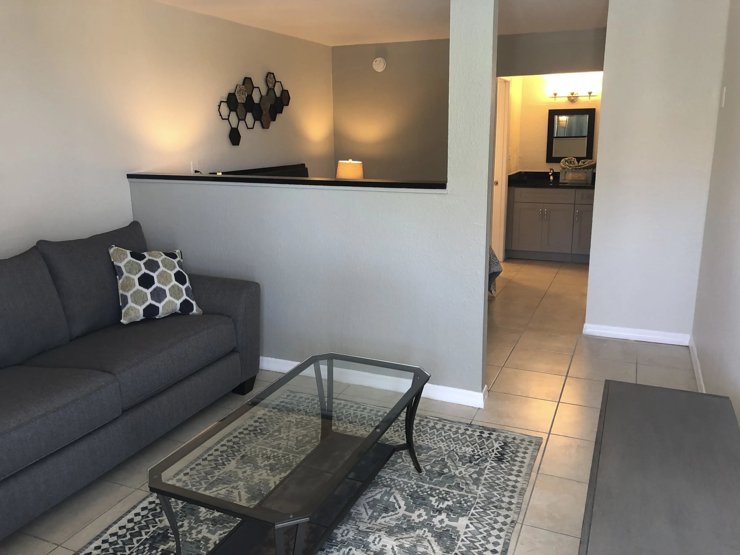 Colonial Drive – photo 4