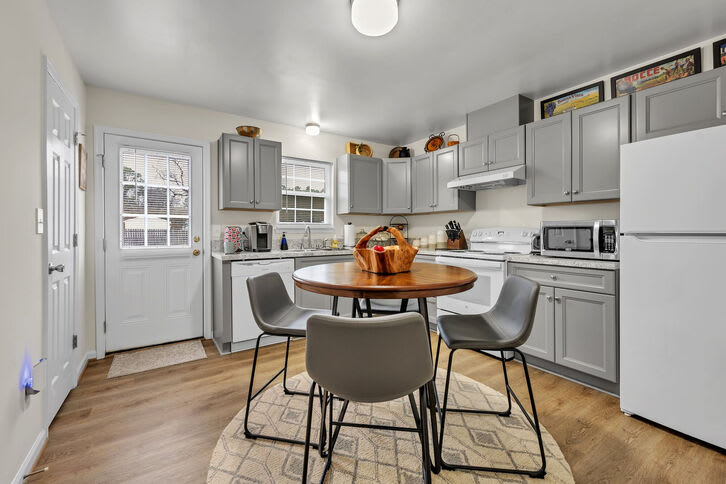 Yorkview Apartments – photo 4