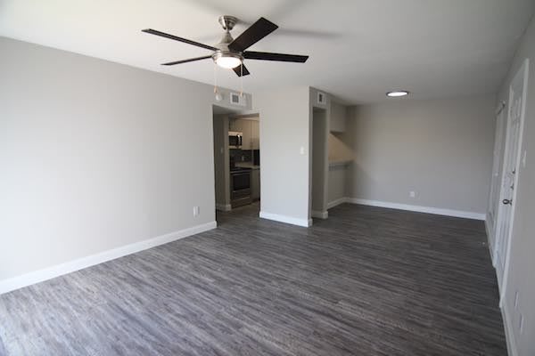 Towne Lake Apartments – photo 3