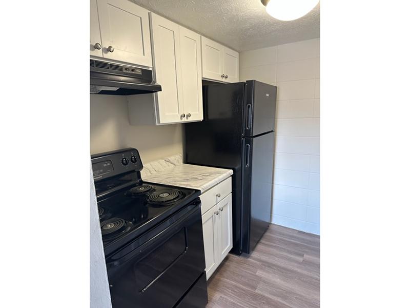 Caroline Village – photo 1