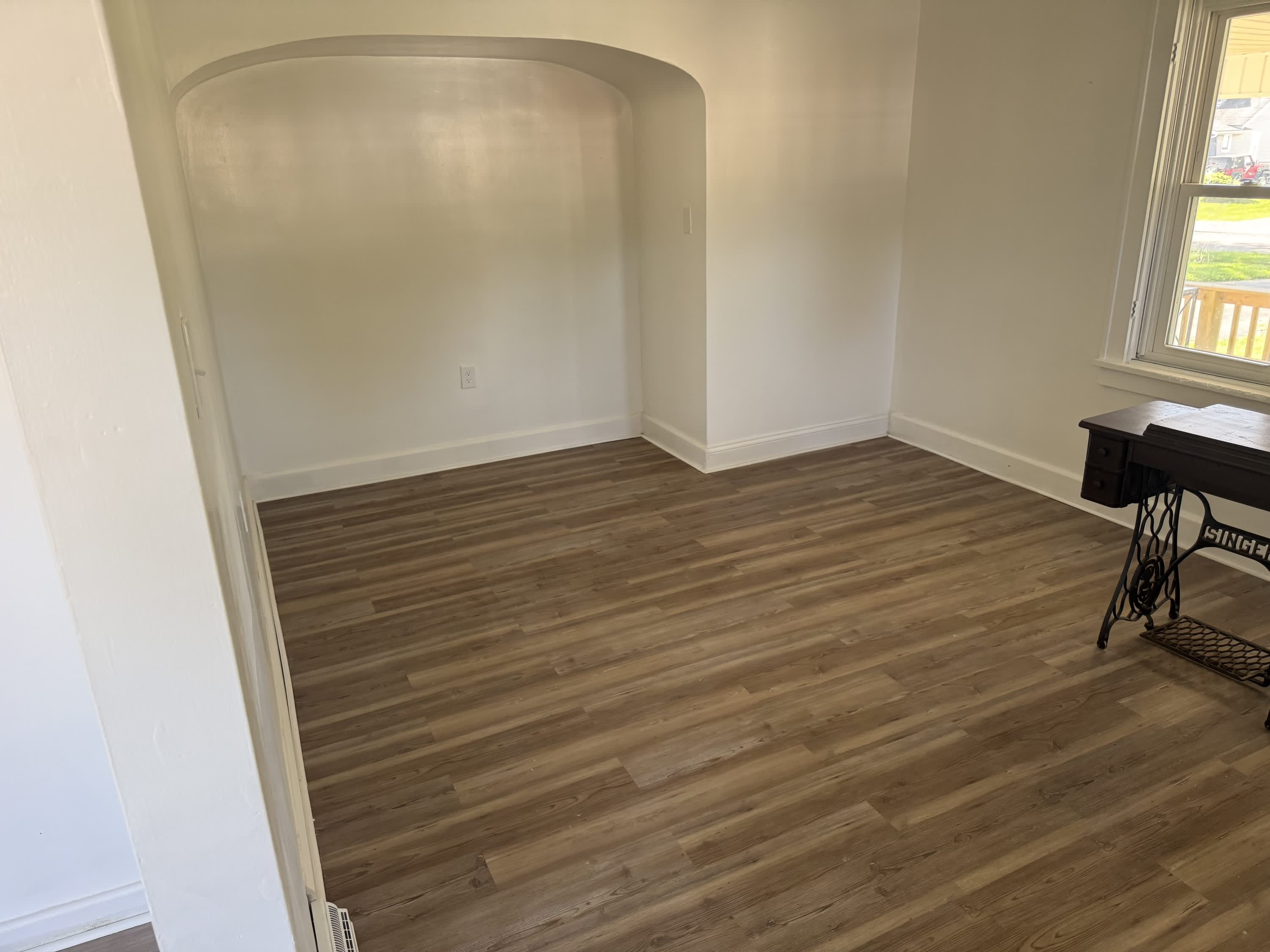 20 Erskine Avenue 2 – photo 3