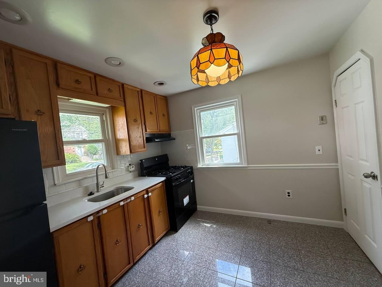 10408 Huntley Avenue – photo 3