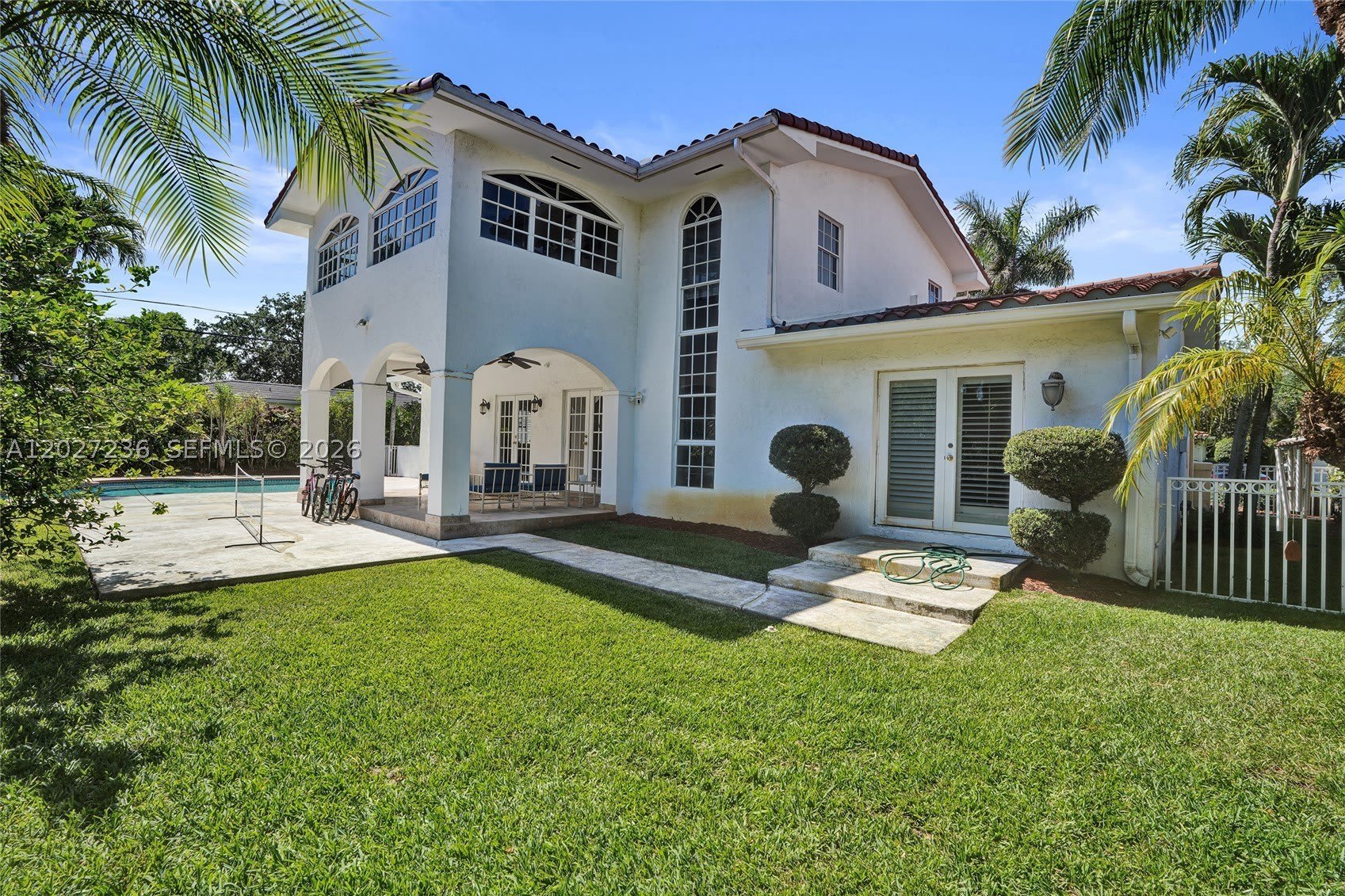 1534 Palancia Ave – photo 4